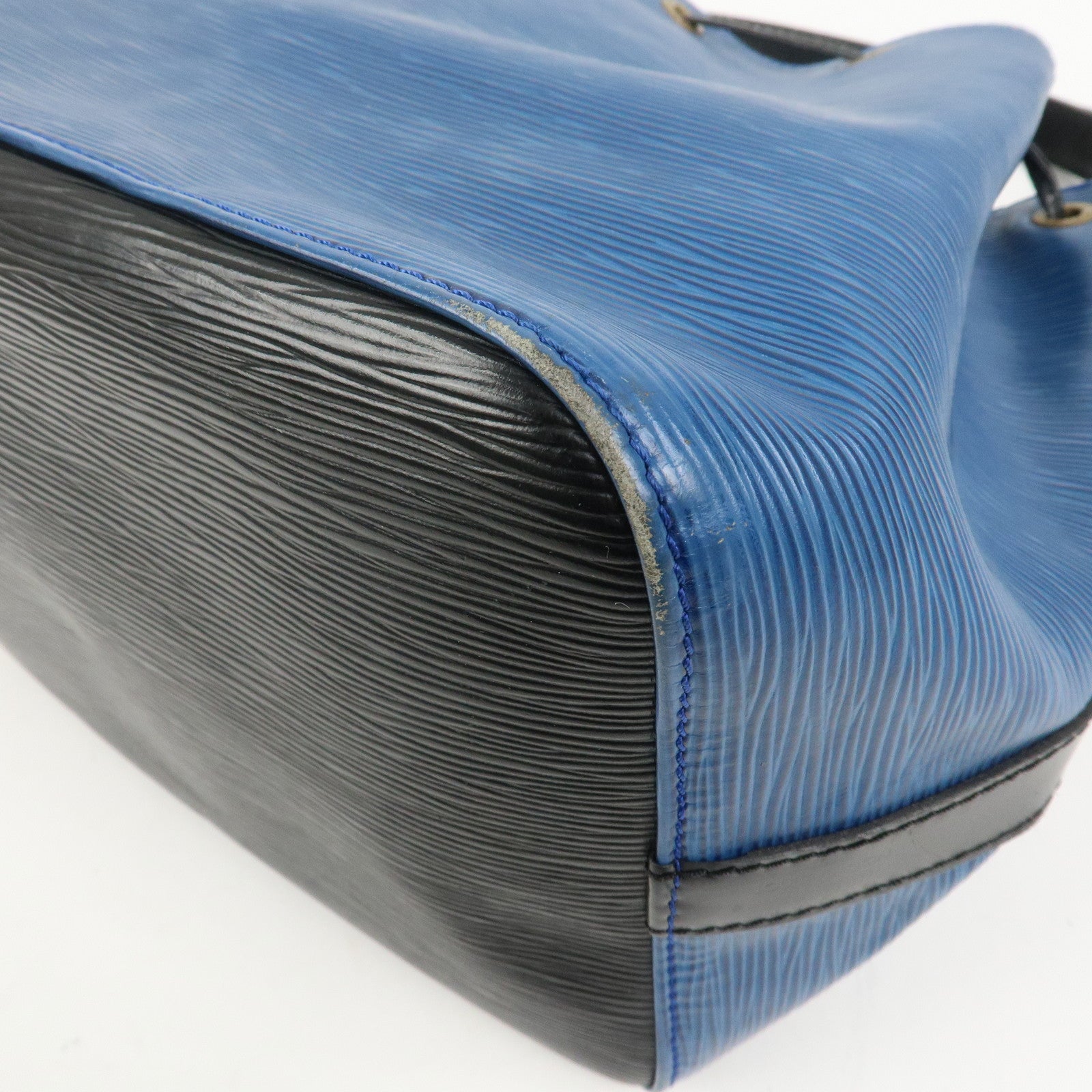 Louis Vuitton Epi Leather Petit Noe Bicolor Noir Toledo Blue Ｍ44152