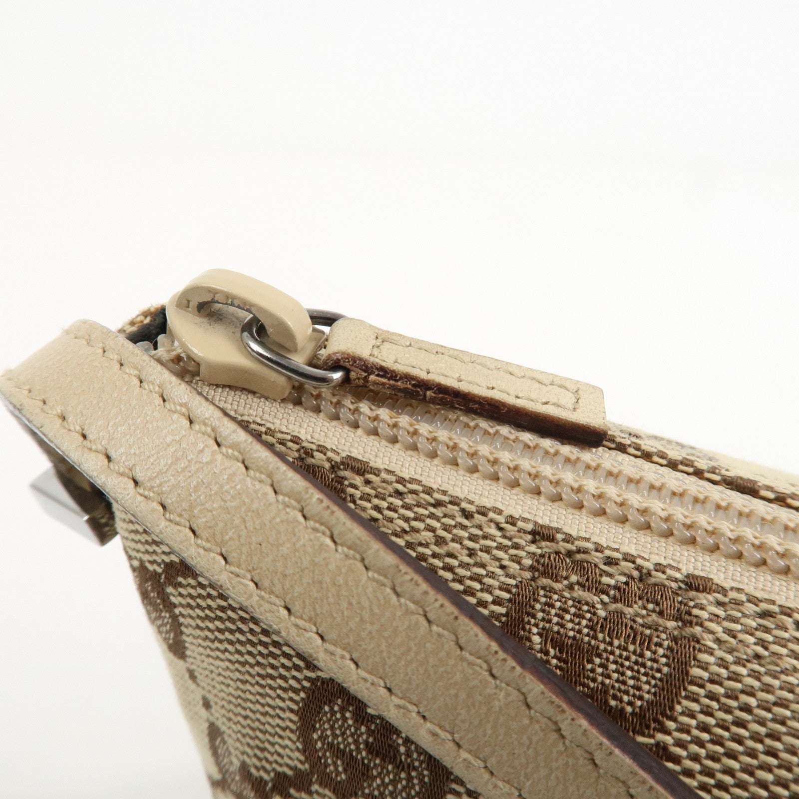 GUCCI Boat Bag GG Canvas Leather Hand Bag Pouch Beige Brown 07198