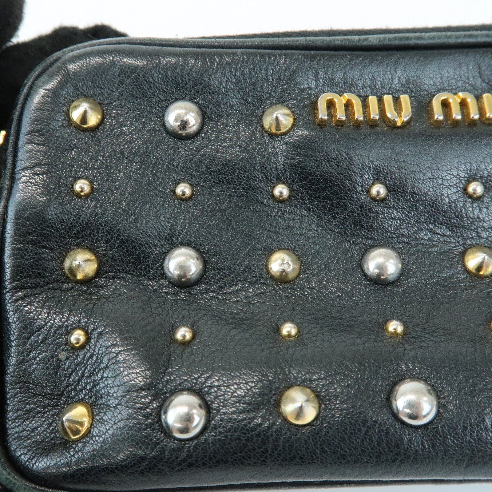 MIU MIU Lamb Skin Studs Cosmetic Pouch Accessoires Pouch Black