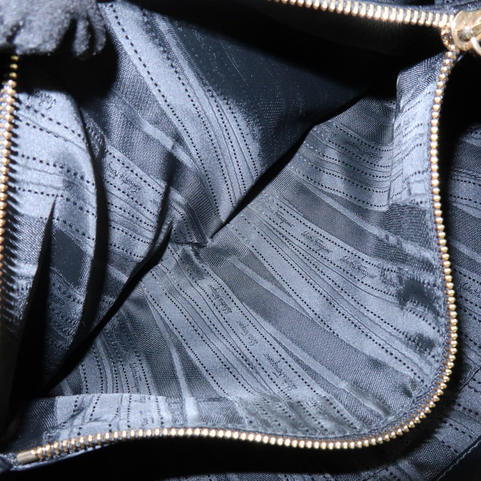 Ferragamo Gancini Leather Tote Bag Hand Bag Shoulder Bag Black