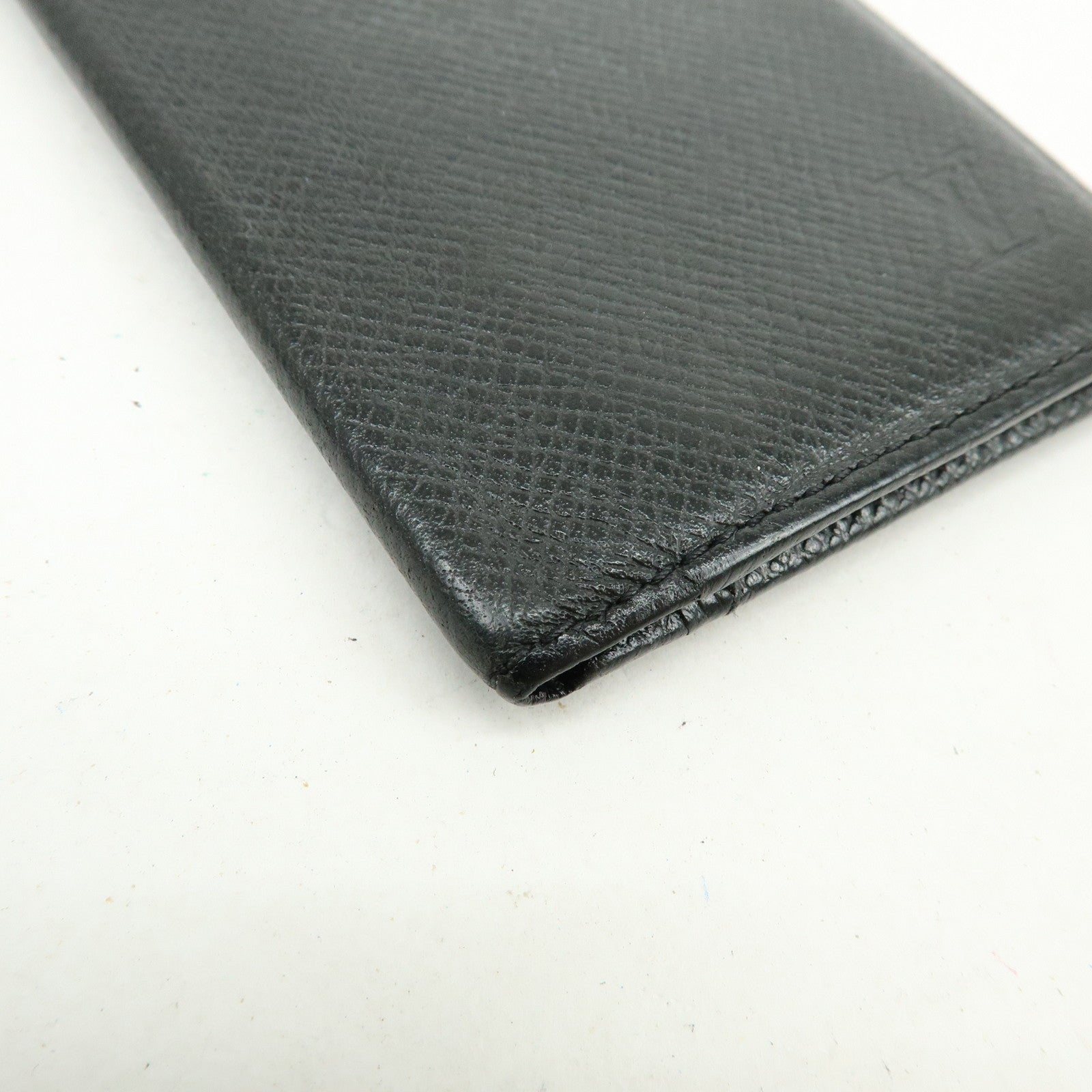 Louis Vuitton Taiga Leather Organizer de Poche Card Case M30512