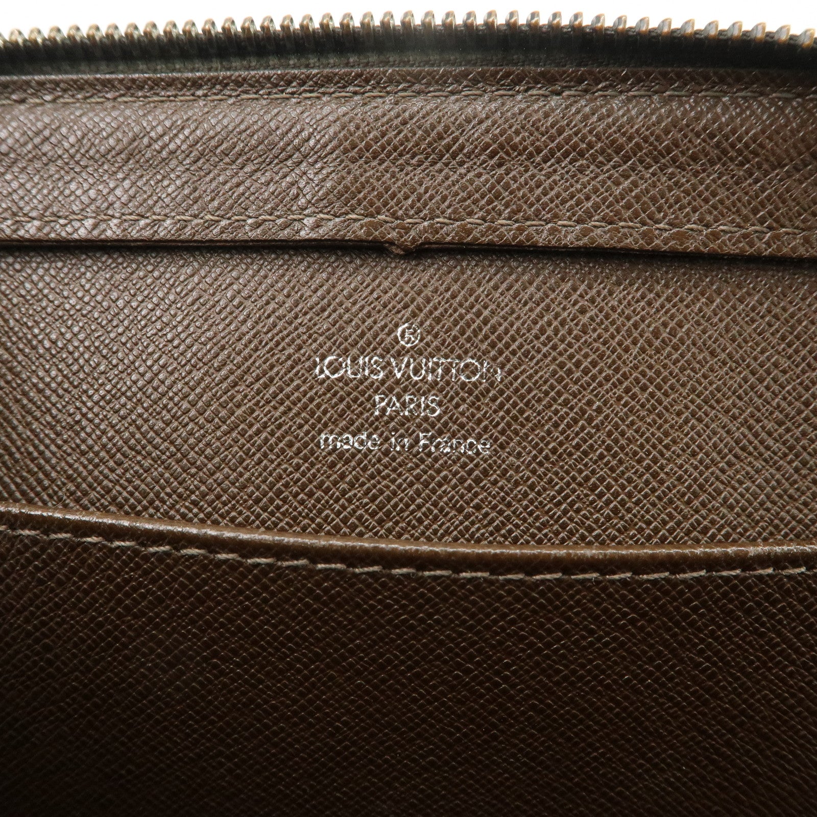 Louis Vuitton Taiga Baikal Clutch Bag Hand Bag Akajou M30186 Used