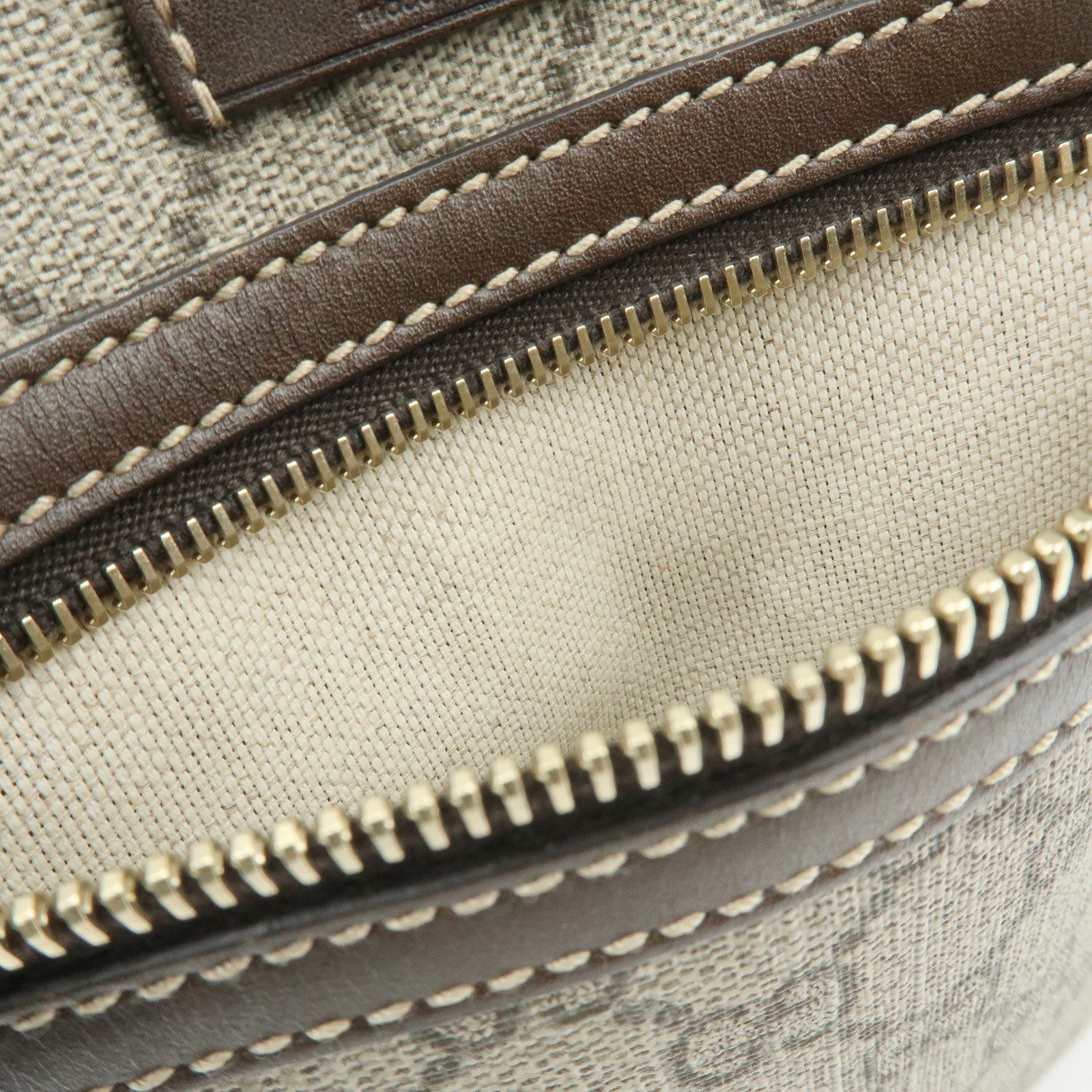 GUCCI GG Supreme Leather Shoulder Crossbody Bag Beige Brown 233268