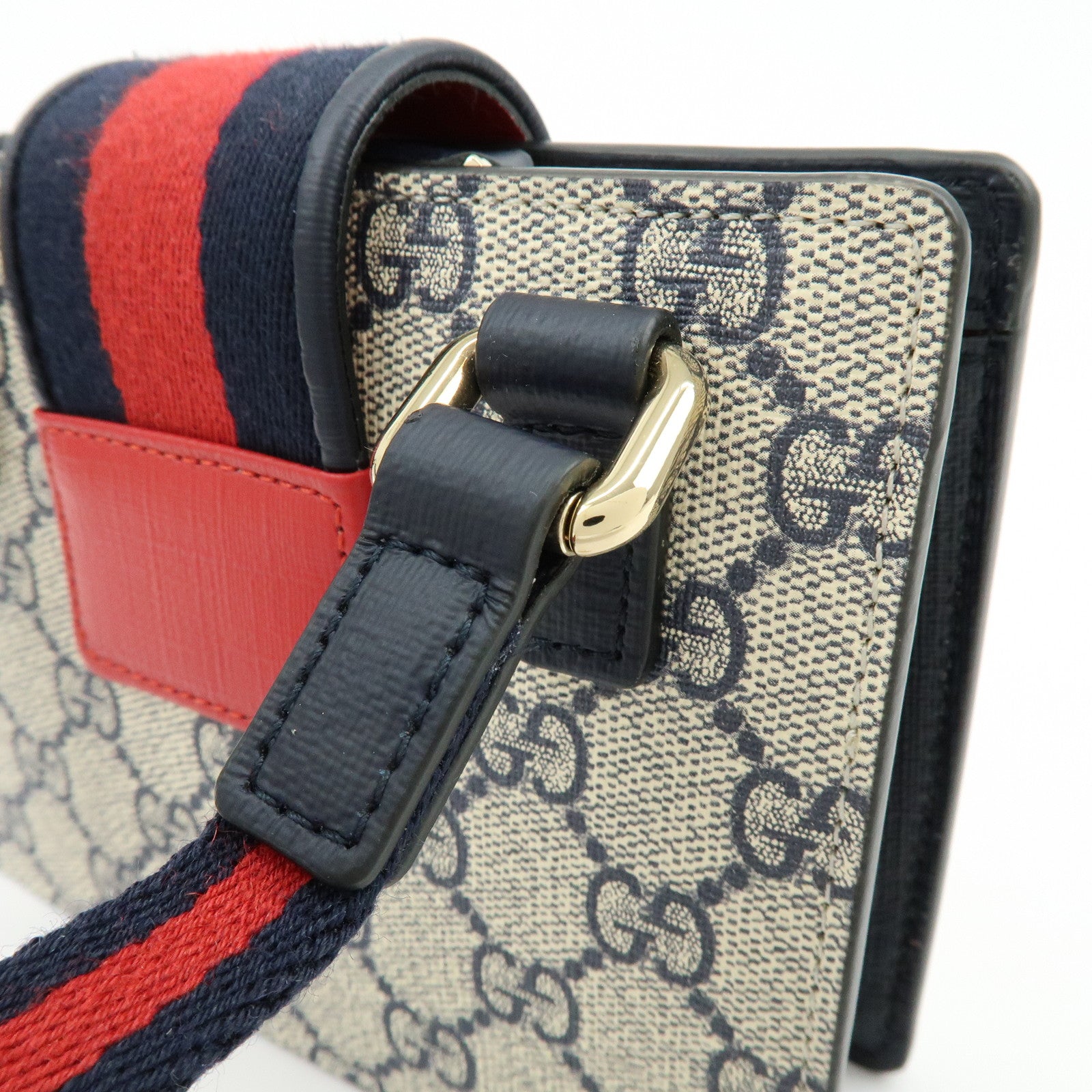 GUCCI Sherry Heart GG Supreme Shoulder Bag Beige Navy 293830