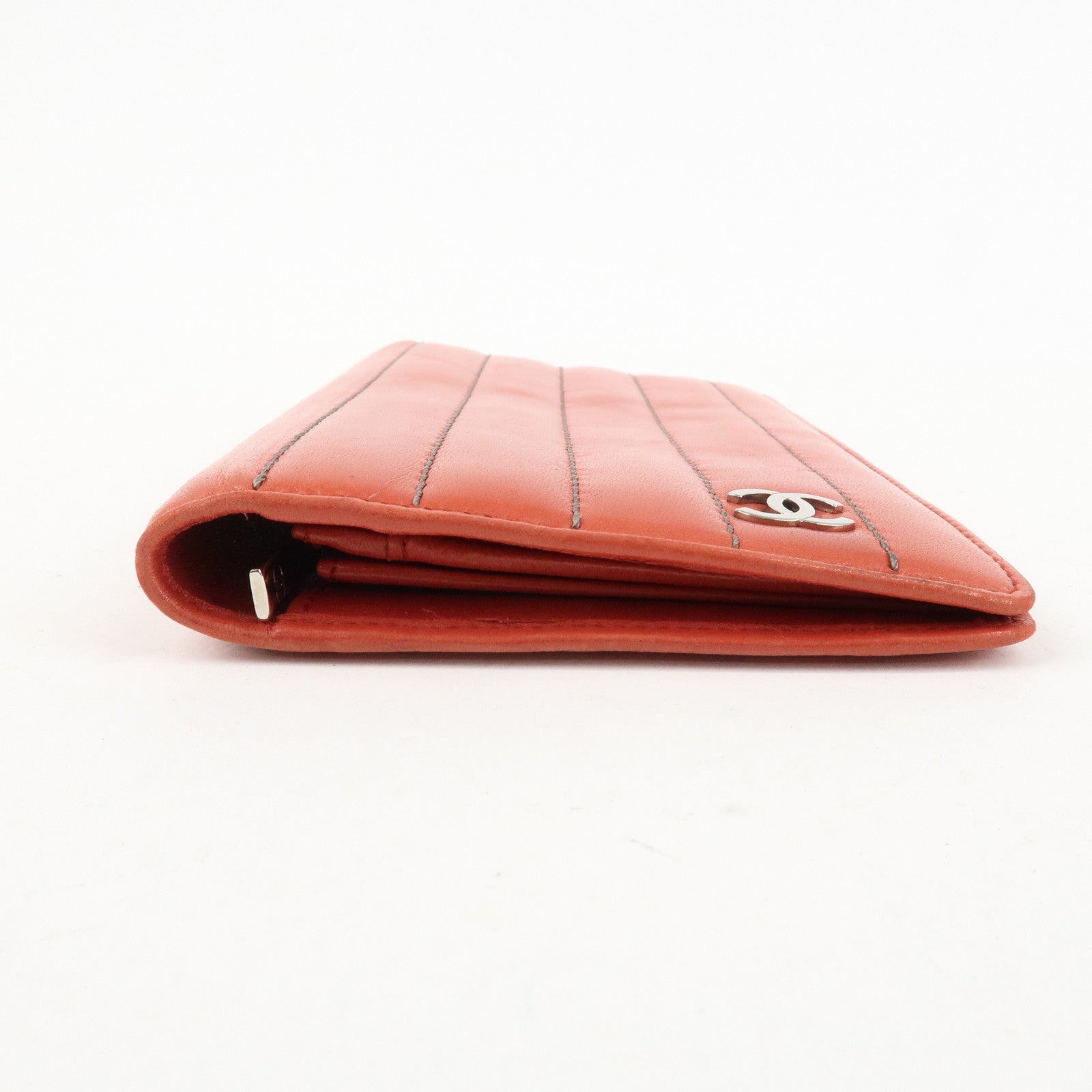 CHANEL Mademoiselle COCO Mark Lamb Skin Long Wallet Red Used