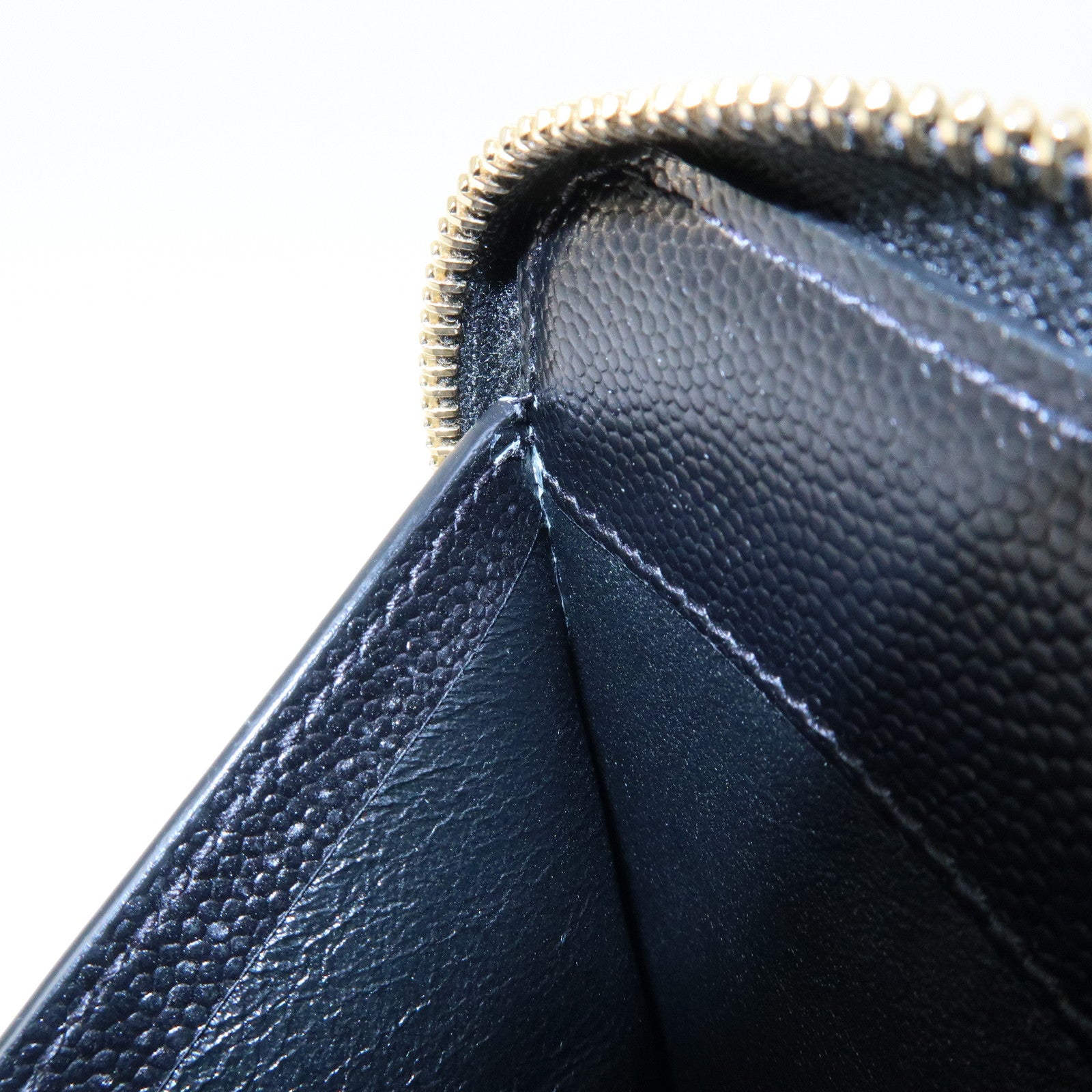 SAINT LAURENT PARIS Cassandra Leather Compact Wallet Black