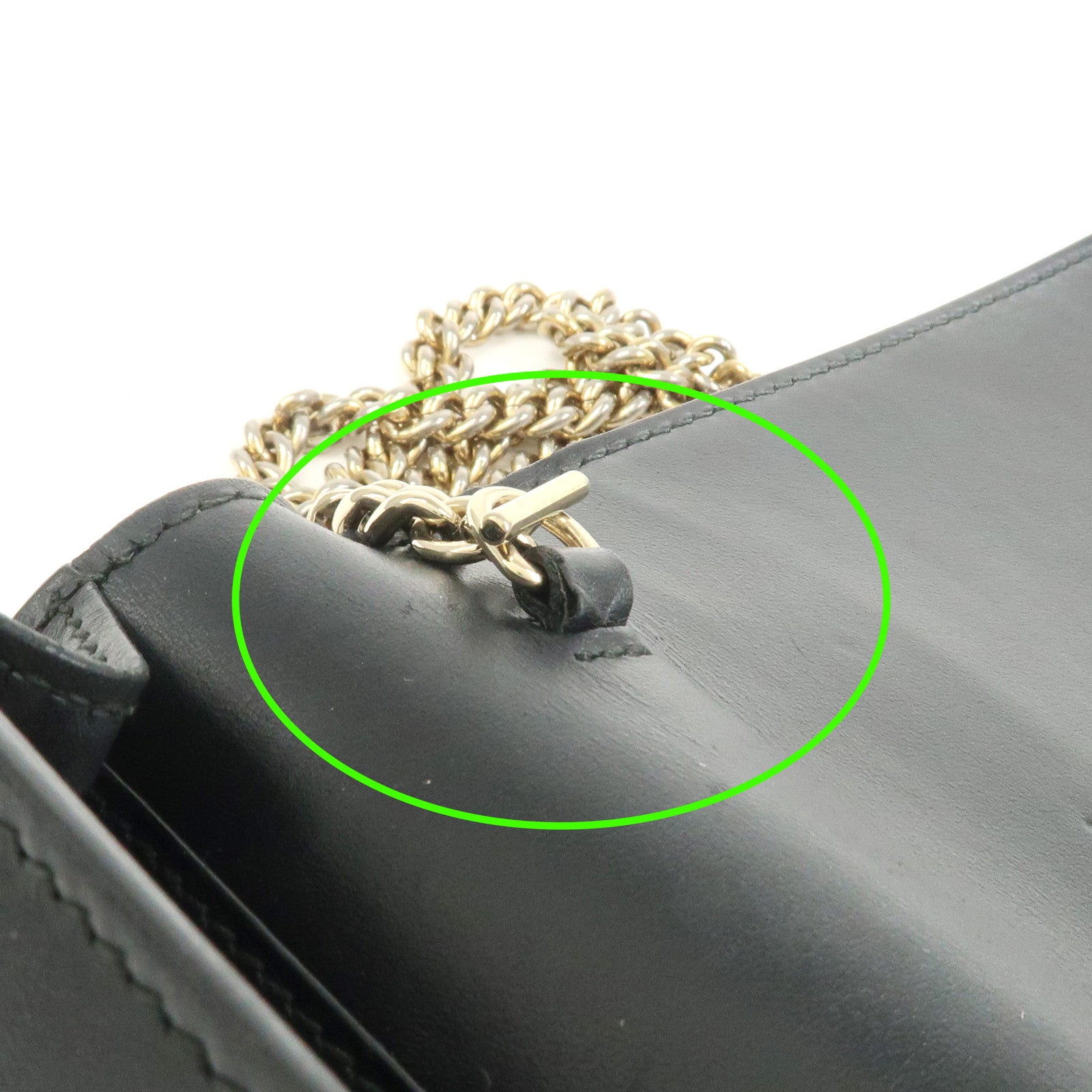 GUCCI Interlocking G Guccissima Leather Chain Shoulder Wallet Black