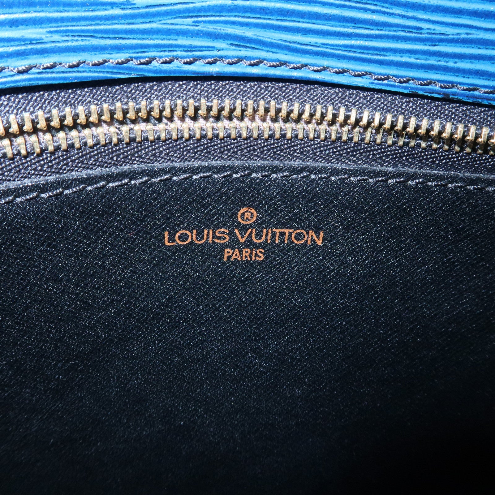 Louis Vuitton Epi Saint Cloud Shoulder Bag Toledo Blue M52195