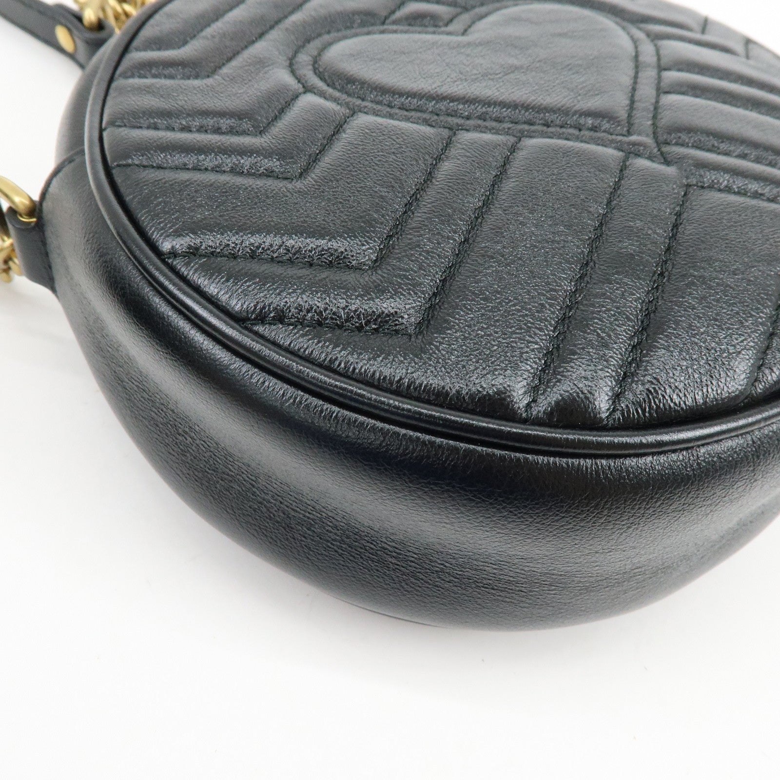 GUCCI GG Marmont Chevron Leather Chain Shoulder Bag Heart 550154