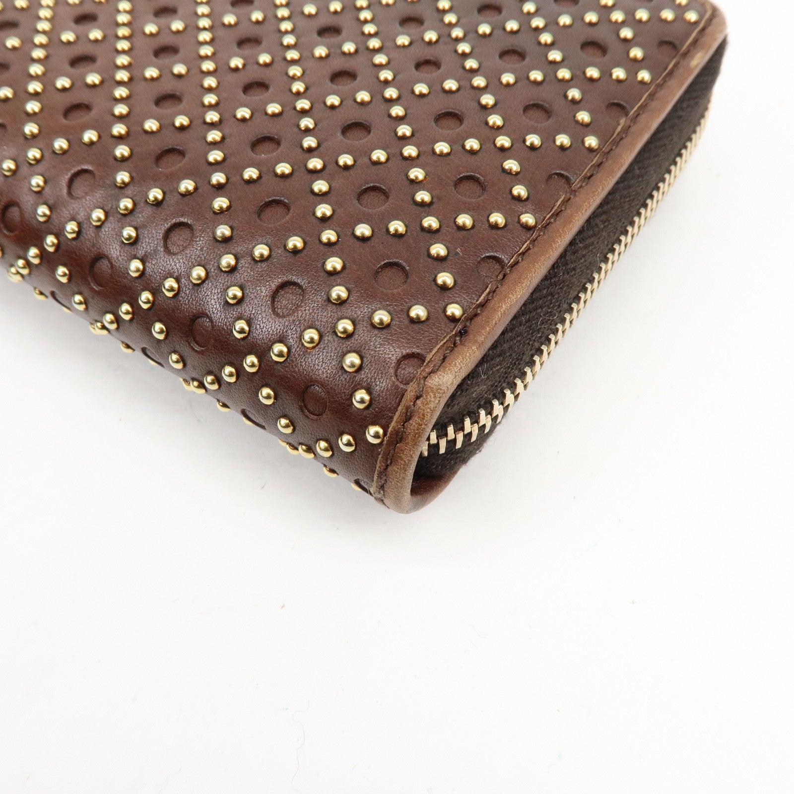 GUCCI Leather Round Zippy Long Wallet Studs Brown Gold 264733