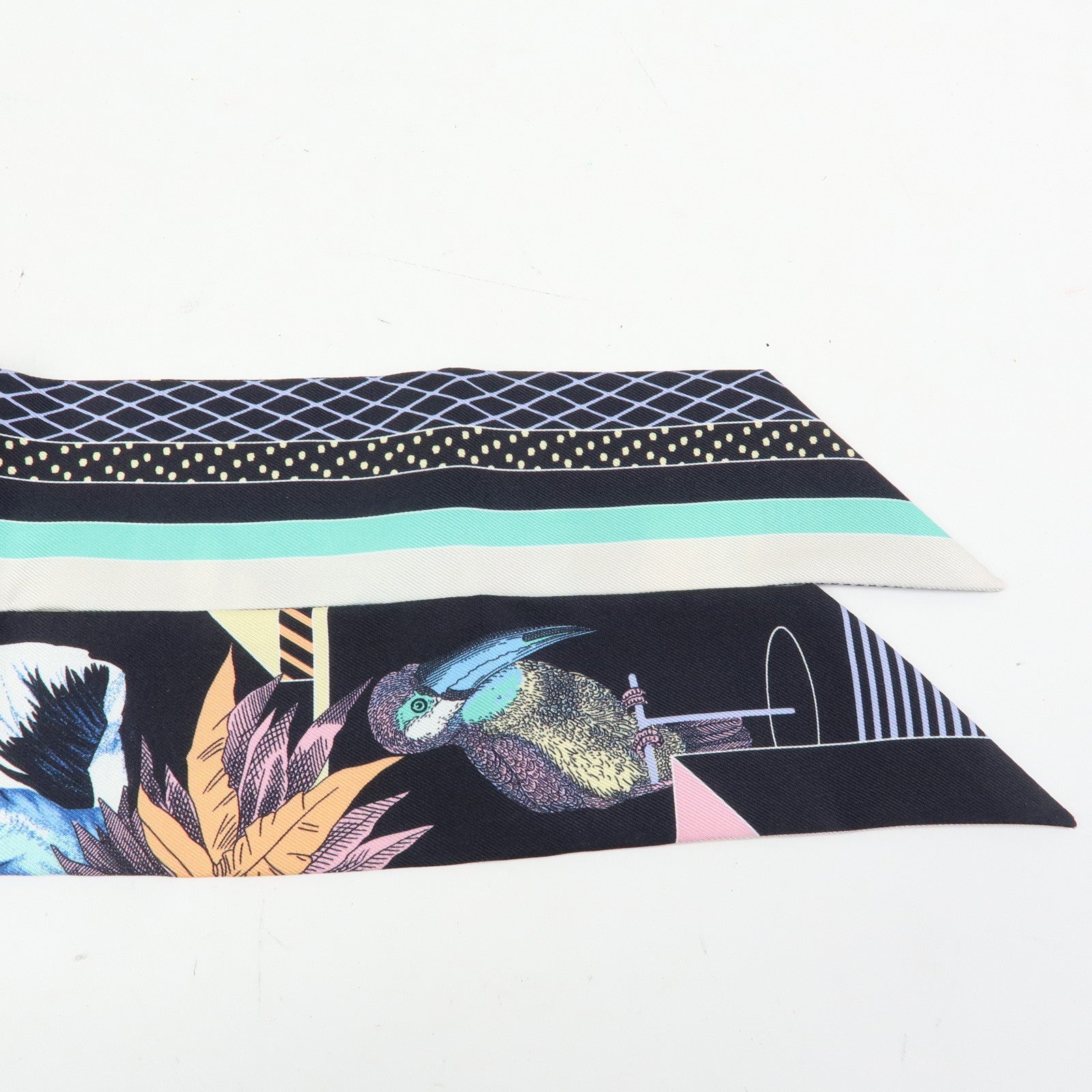 HERMES Silk 100% Twilly Scraf Grand Theatre Nouveau Black