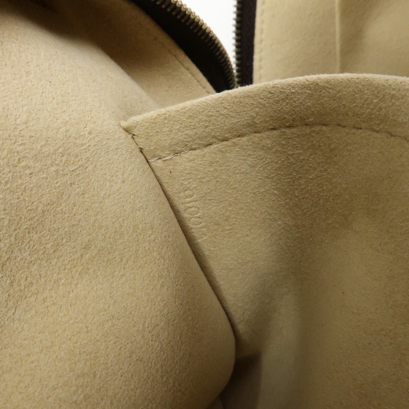 Louis Vuitton Monogram Manhattan PM Hand Bag Brown M40026