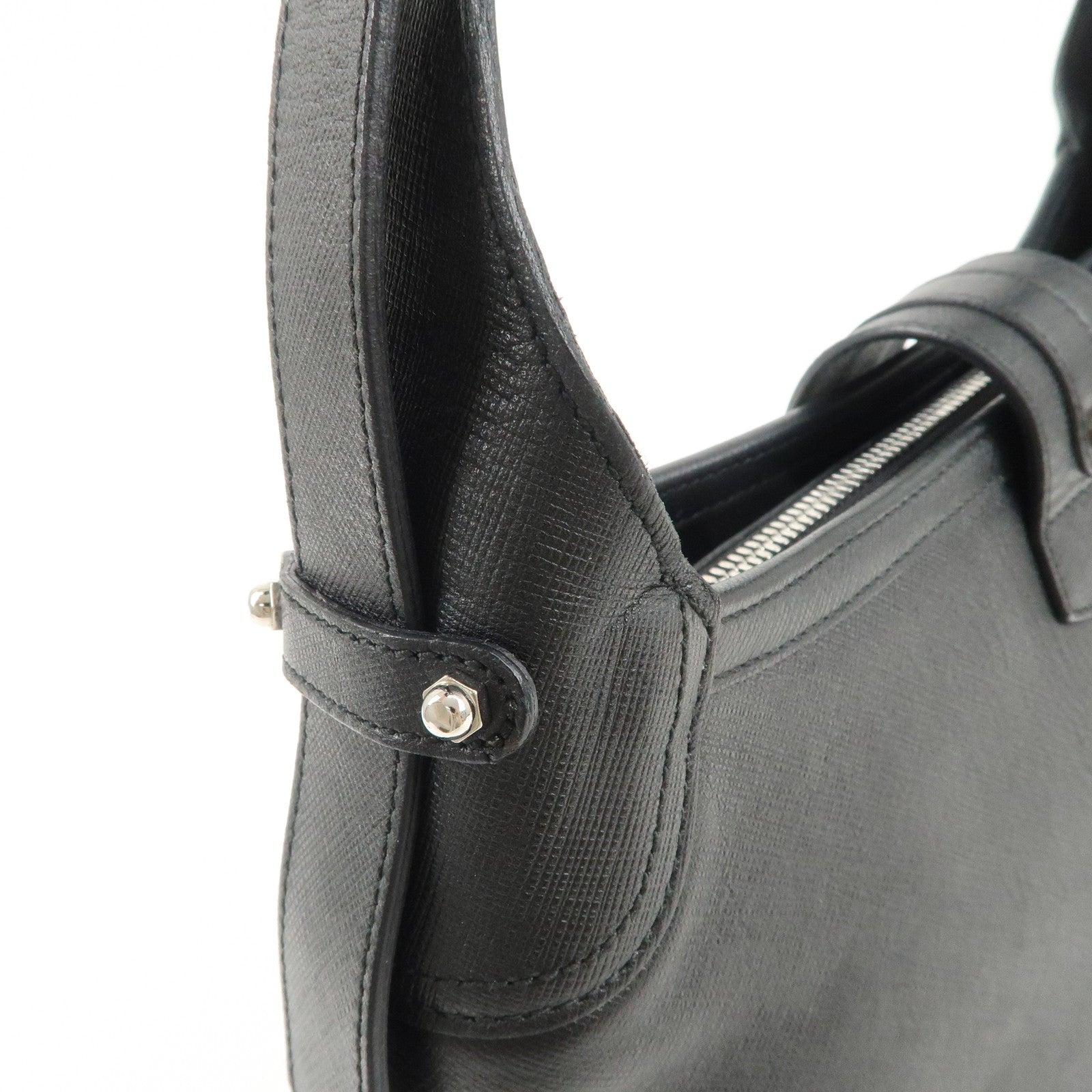 Ferragamo Gancini Leather Shoulder Bag Black Used