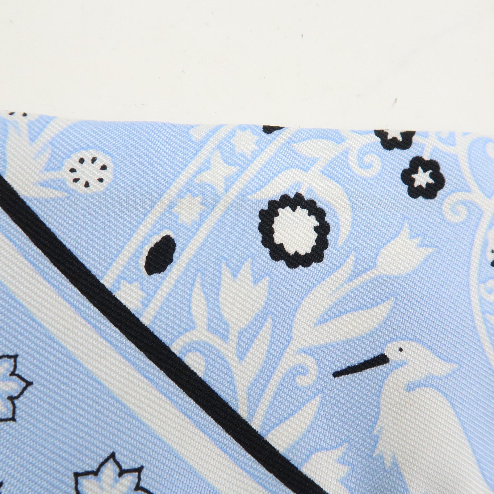 HERMES Twilly Silk 100% Scarf PEUPLE DU VENT Light Blue Black White