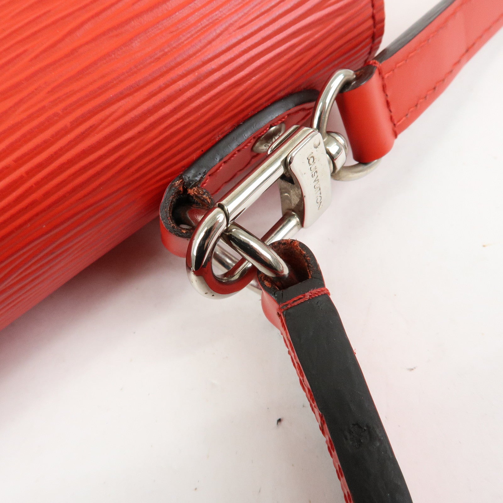 Louis Vuitton Epi Cluny BB Hand Bag Shoulder Bag Coquelicot M41337