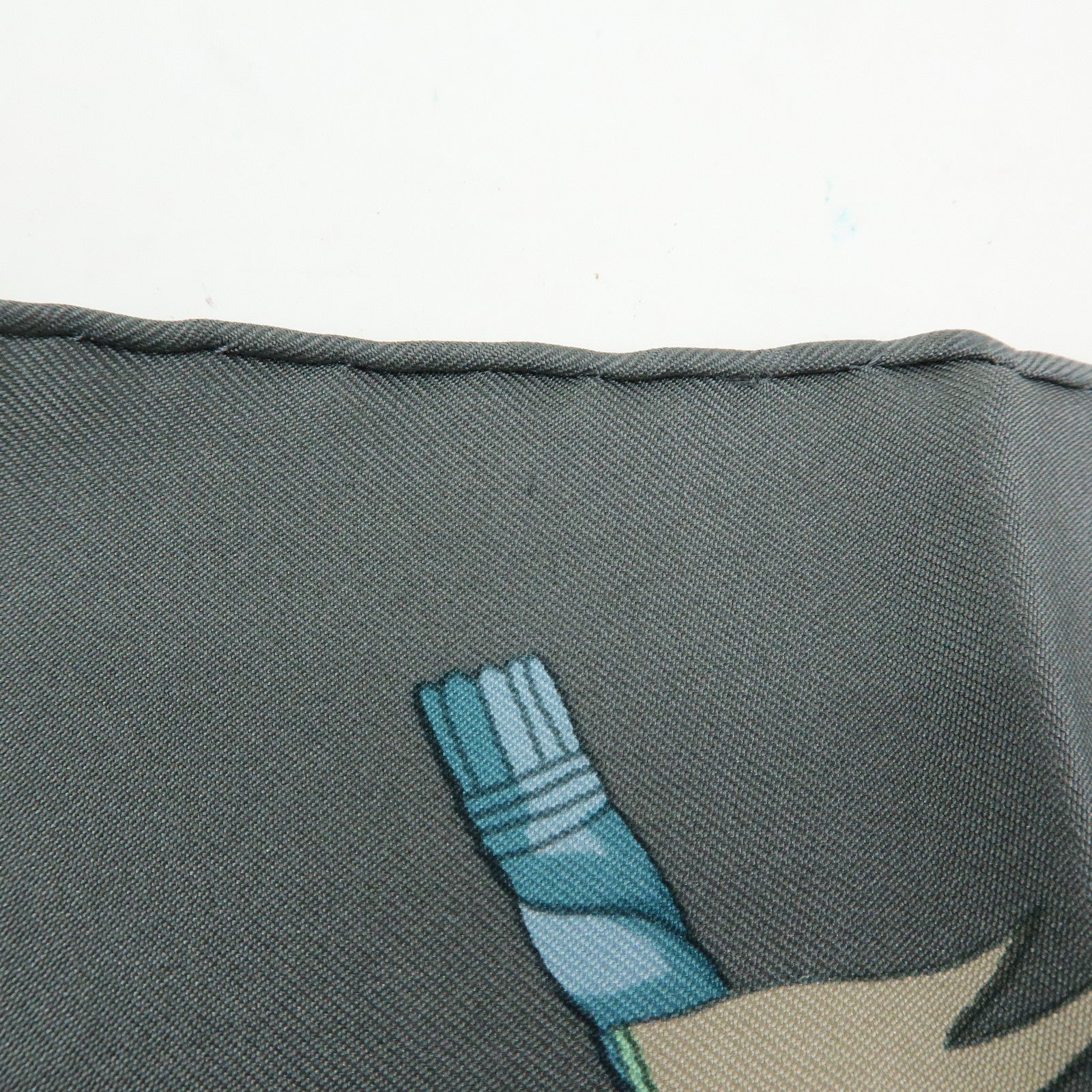 HERMES Carre 90 Silk 100% Scarf LES FOLIES DU CIEL Light Green Gray