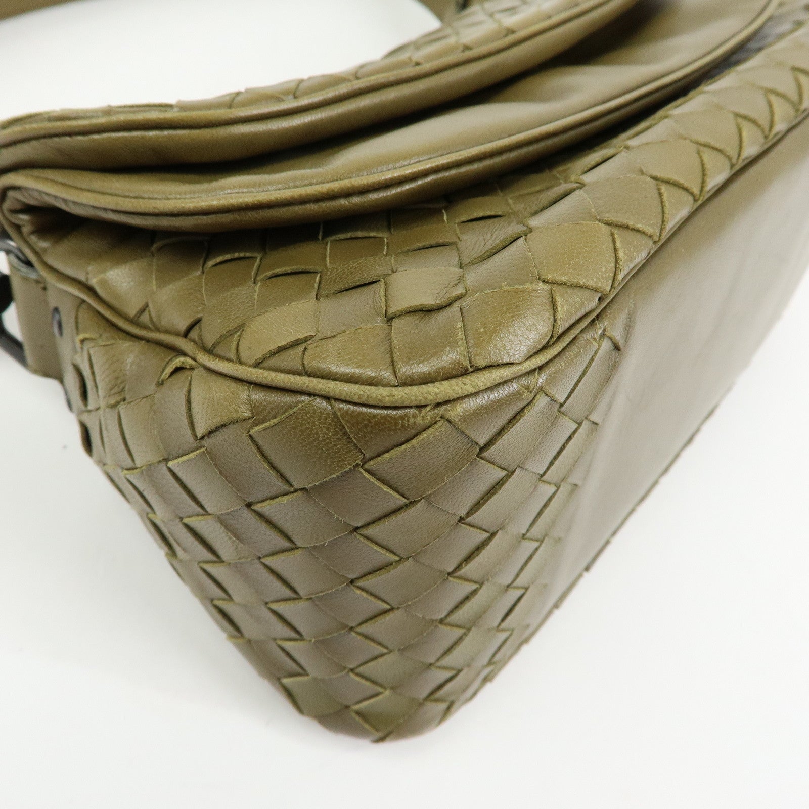 BOTTEGA VENETA Intrecciato Leather Shoulder Bag Khaki 142467