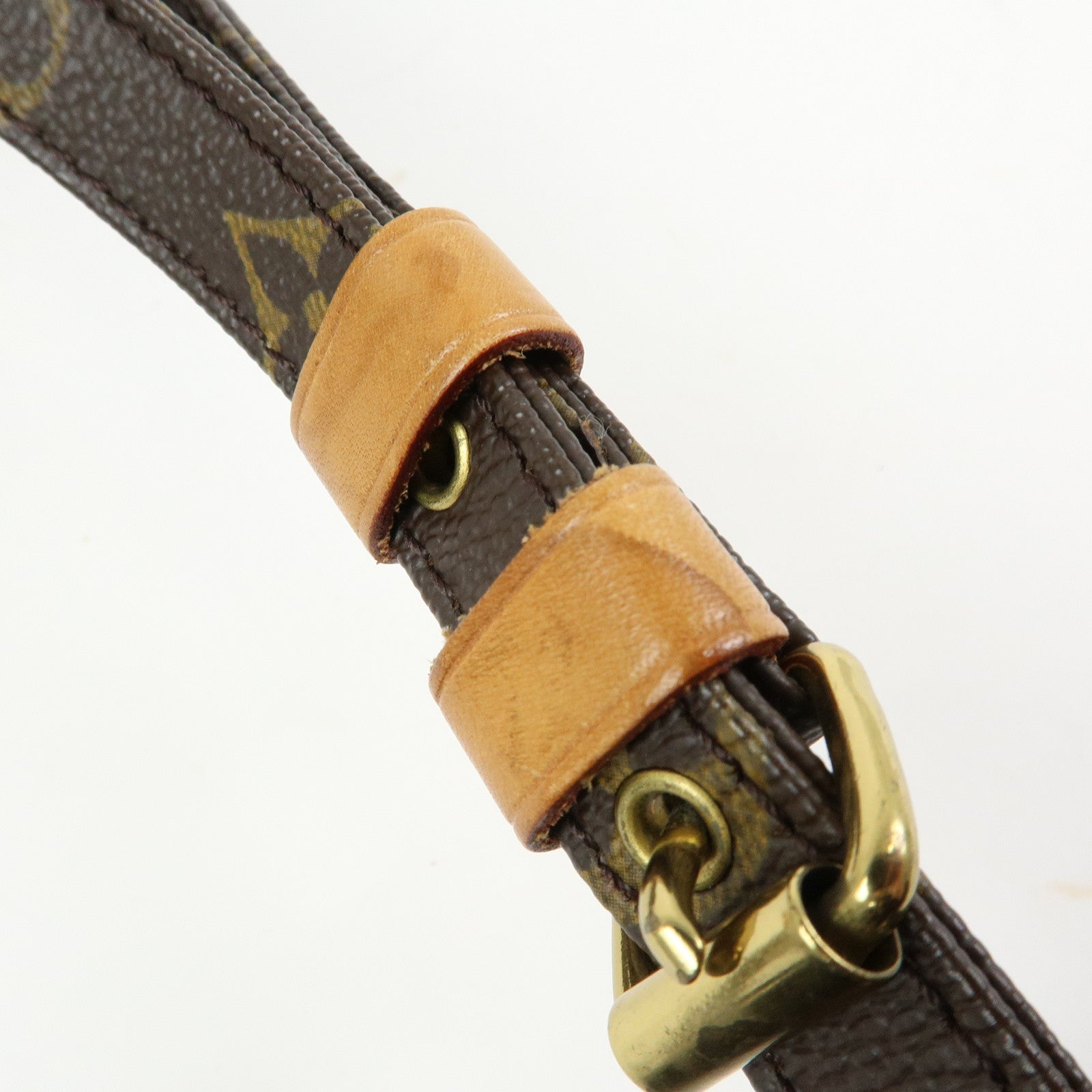 Louis Vuitton Monogram Amazone Shoulder Bag Crossbody Bag M45236