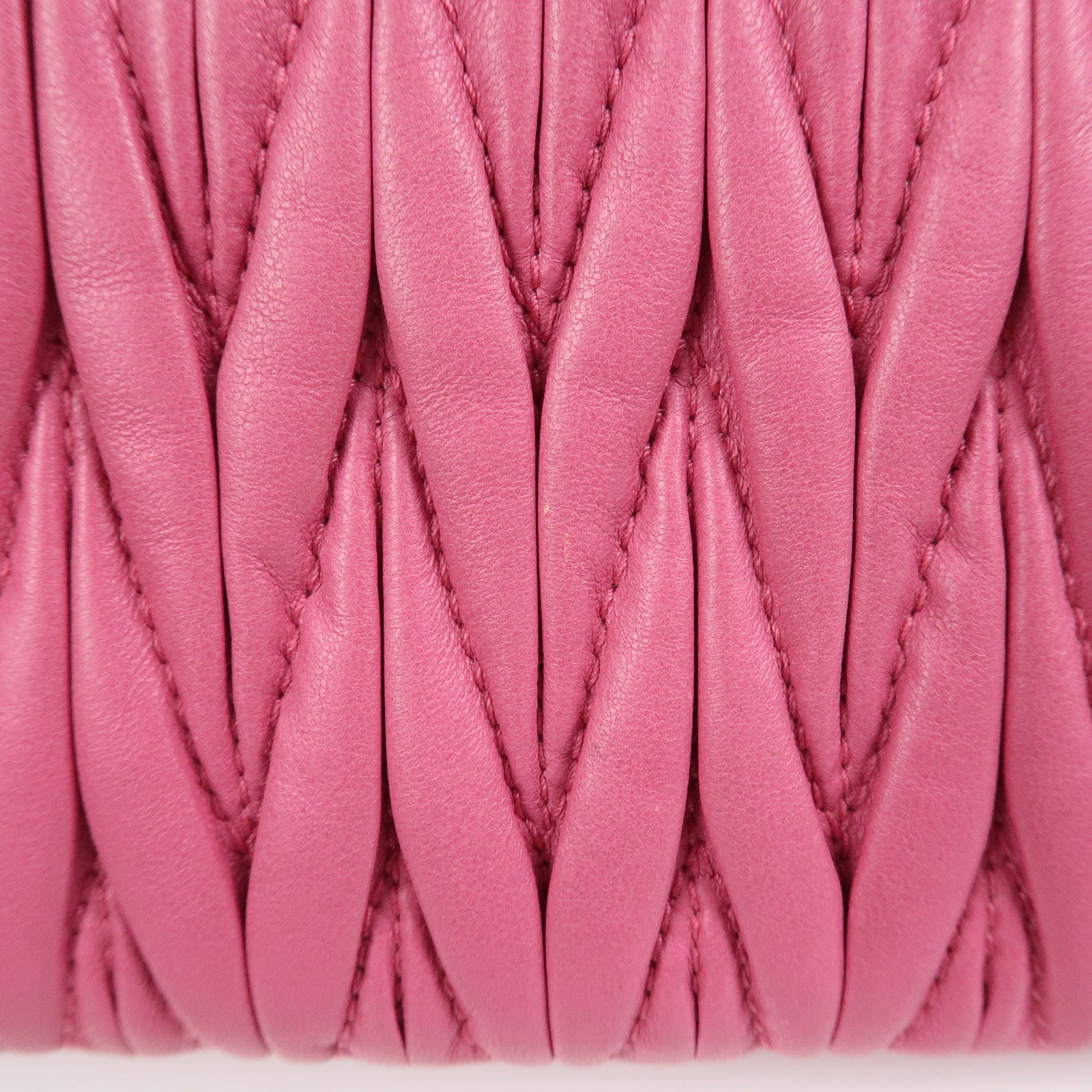 MIU MIU Matelasse Logo Leather Cosmetic Accessory Pouch Pink 5MB003