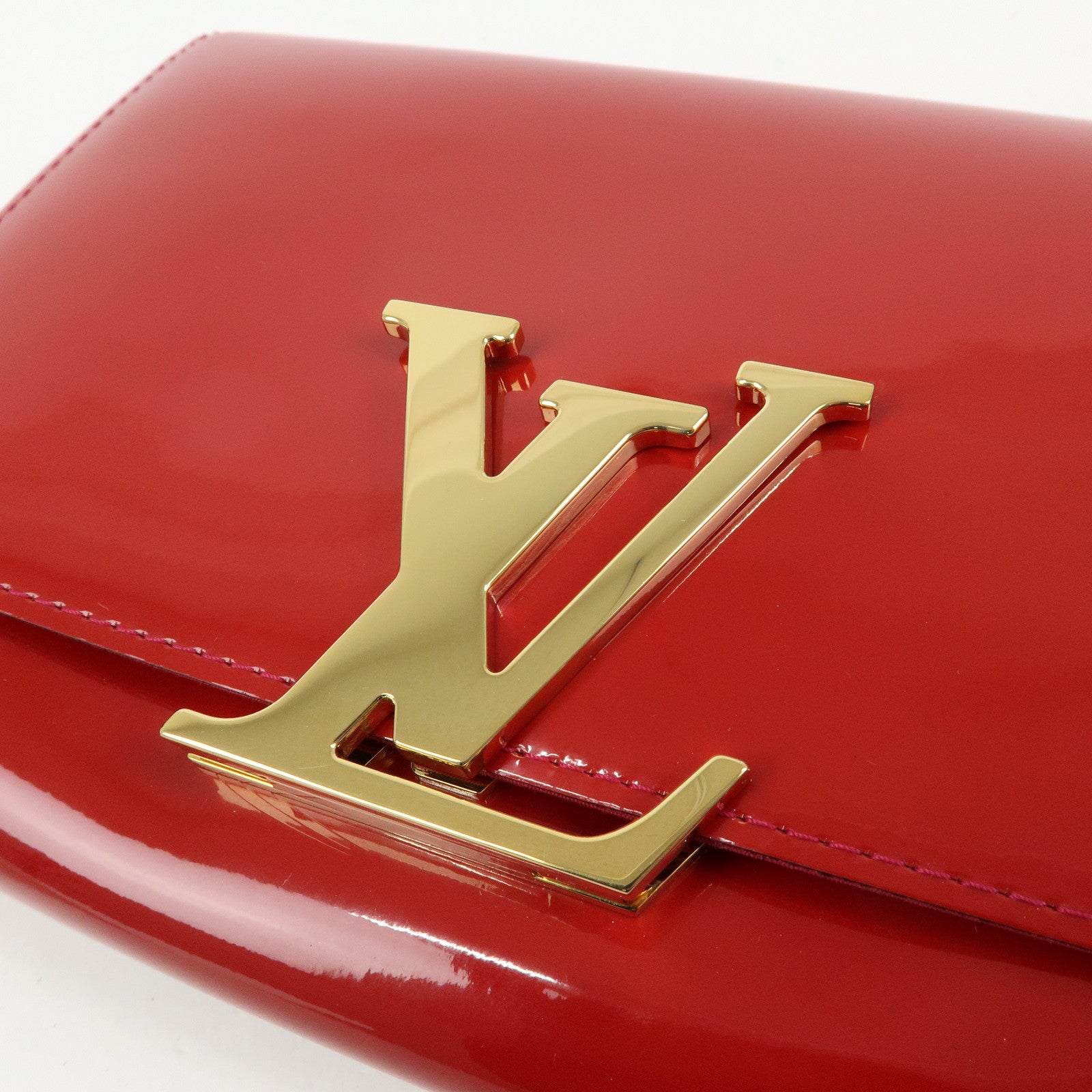 Louis Vuitton Vernis Leather Pochette Louise EW Clutch Bag M94270