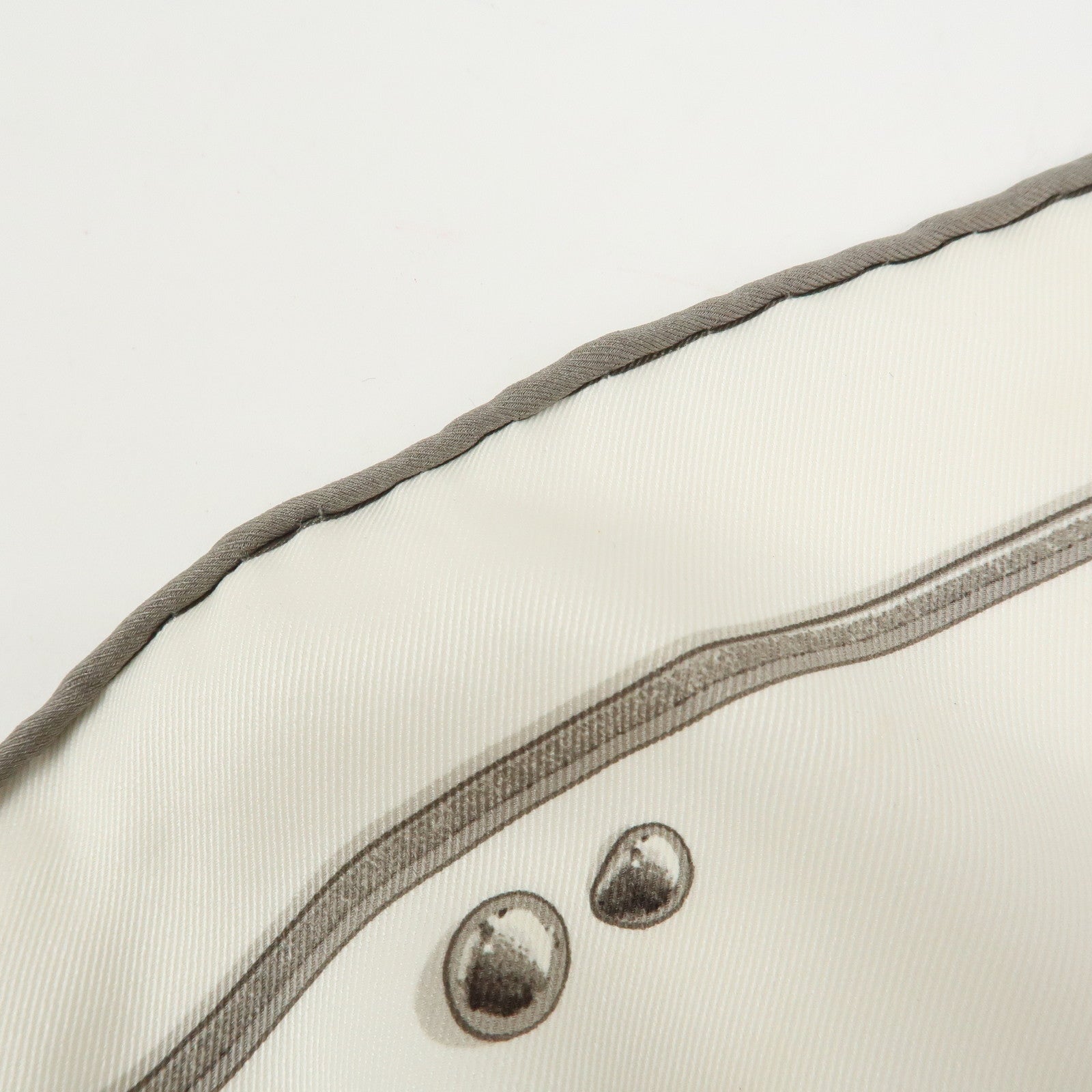 HERMES Pointru Bolduc Silk 100% Scarf VIF ARGENT White Gray