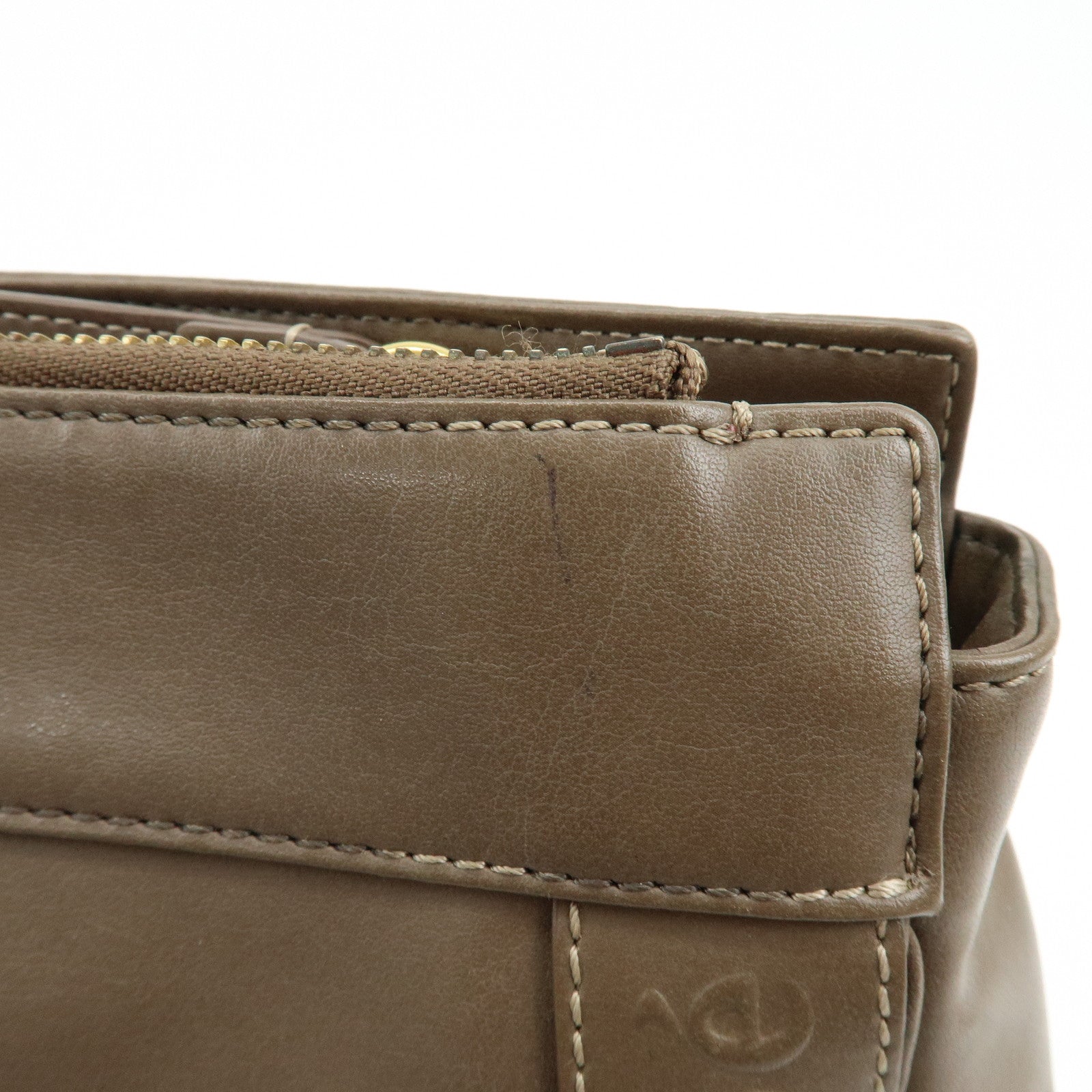 Chloe Eden Leather Shoulder Bag Crossbody Bag Tassel Brown