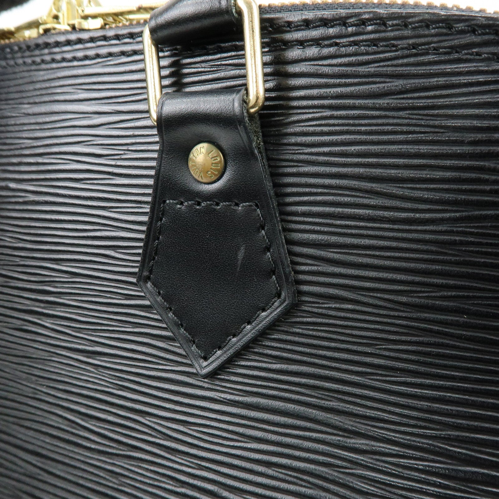 Louis Vuitton Epi Alma Hand Bag Noir Black M52142