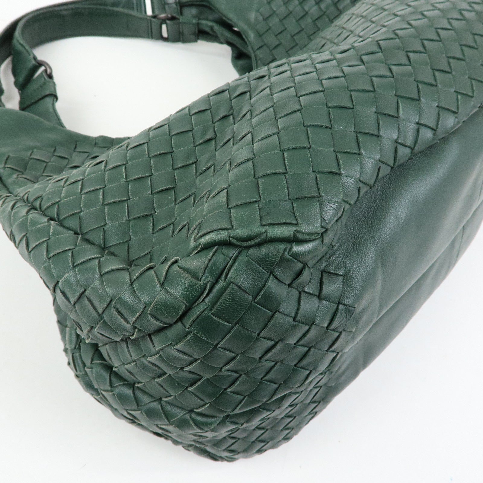 BOTTEGA VENETA Campana Intrecciato Leather Hand Bag 125787V0016