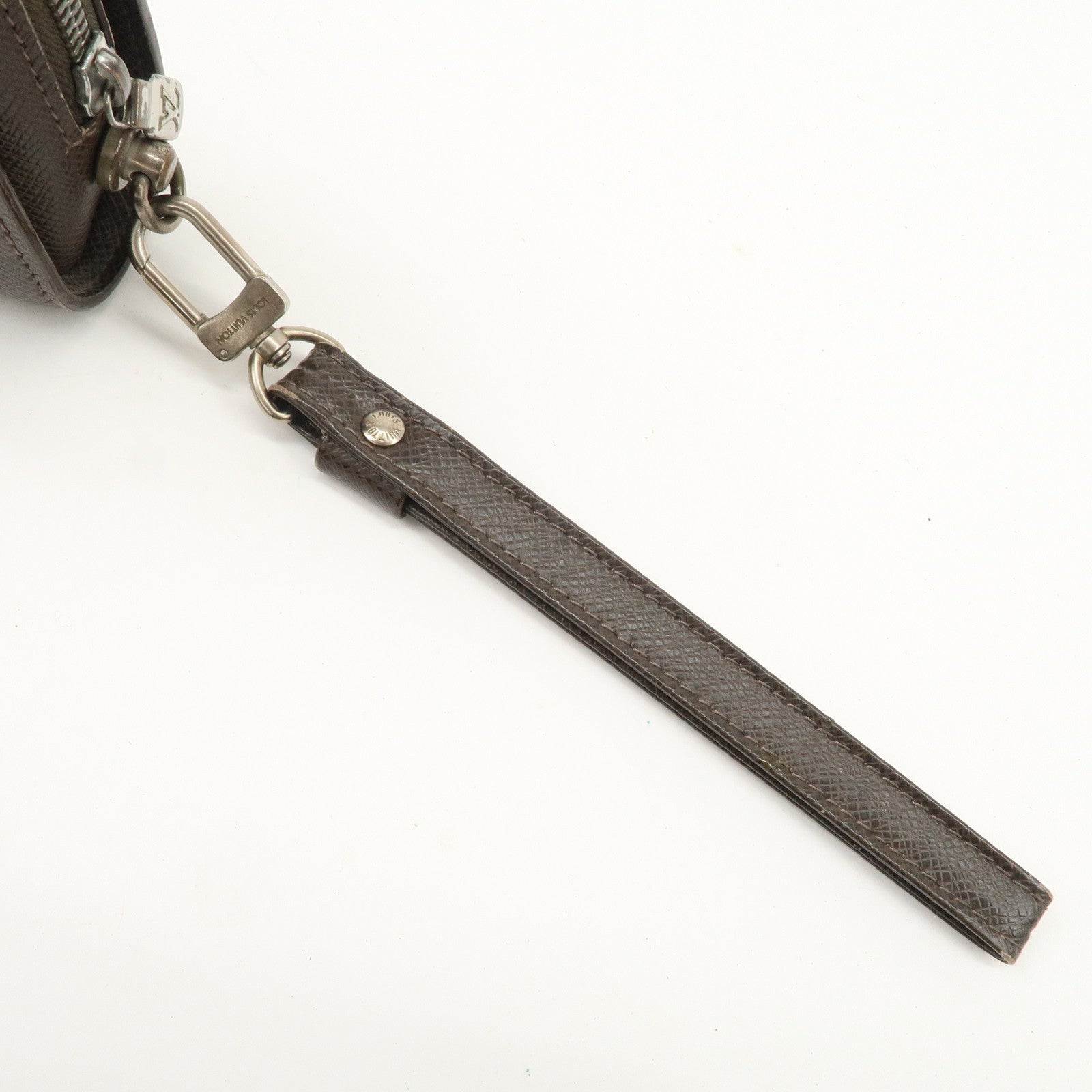 Louis Vuitton Taiga Baikal Clutch Bag Hand Bag Akajou M30186 Used