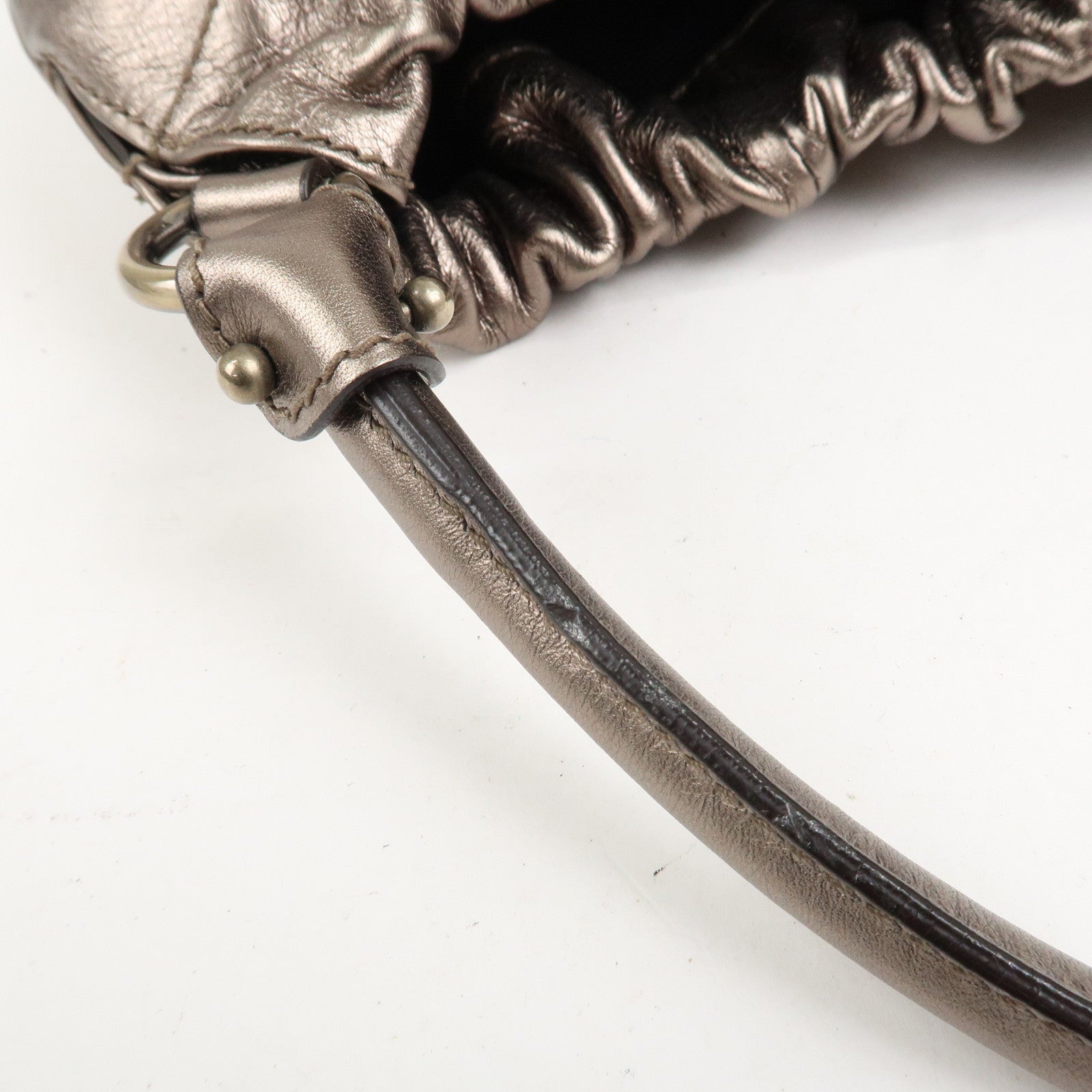 Ferragamo Vara Ribbon Leather Shoulder Bag Hand Bag Bronze