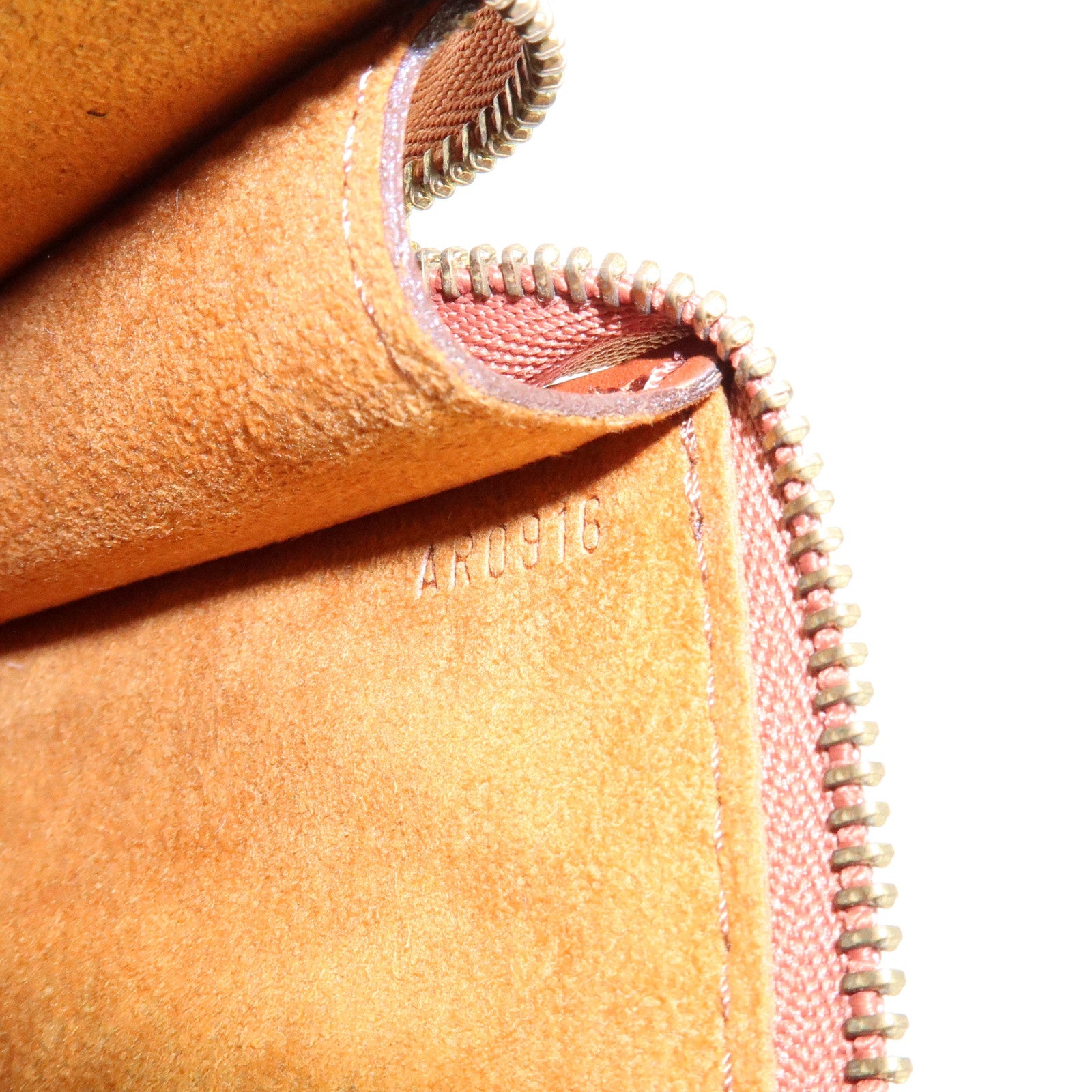 Louis Vuitton Epi Leather Pochette Accessoires Kenya Brown M52943