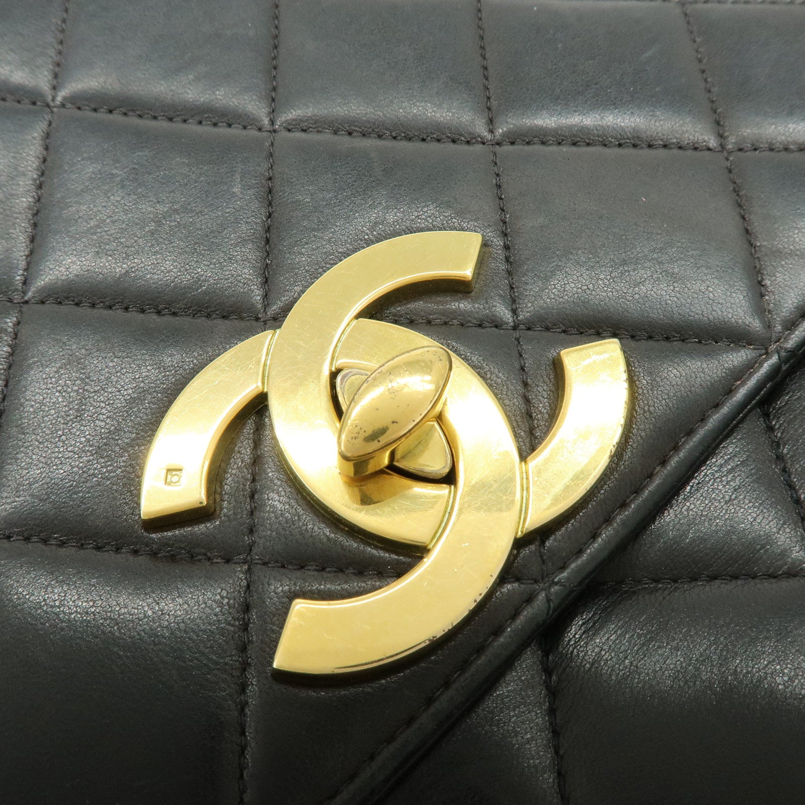 CHANEL Matelasse Lamb Skin Chain Flap Shoulder Bag Black