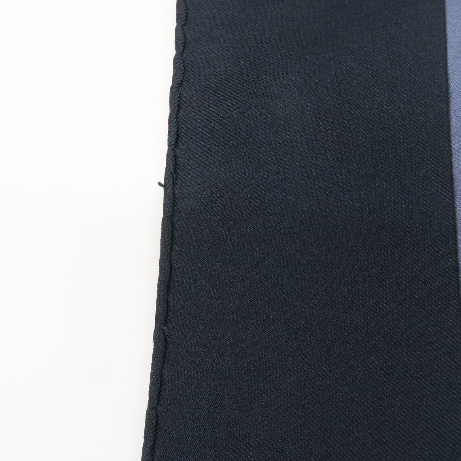 HERMES Carre90 Silk100% Parmi les fleurs je compte les heures Scarf