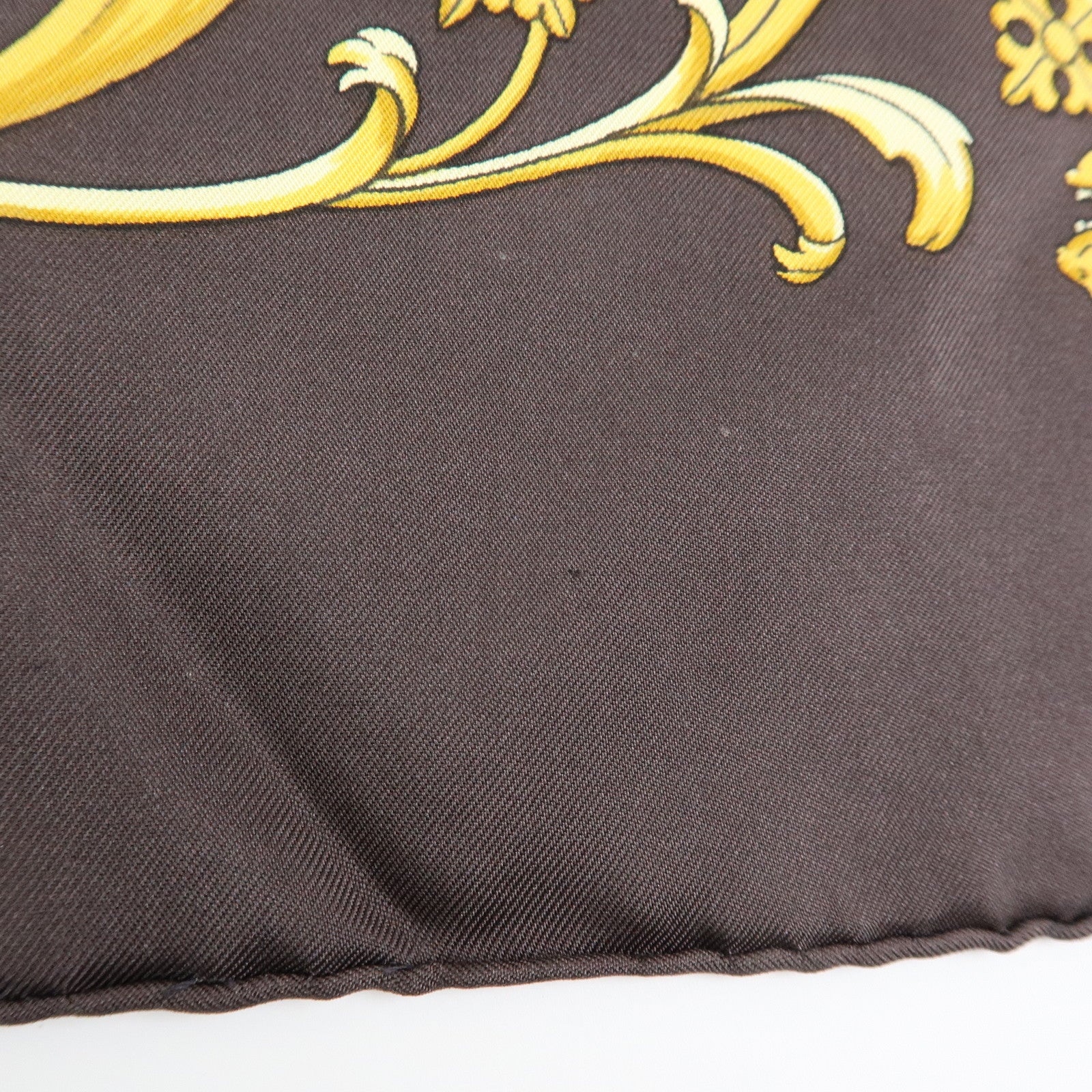 HERMES Carre 90 Silk 100% Scarf LA PROMENADE DE LONGCHAMPS Brown