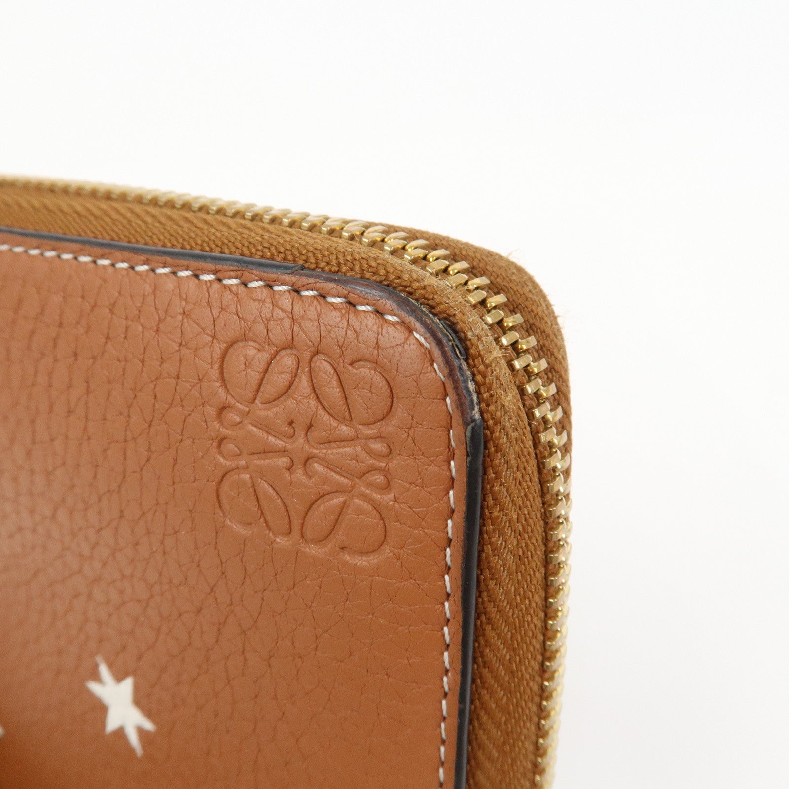 LOEWE Anagram Leather Round Zippy Wallet Long Wallet Camel