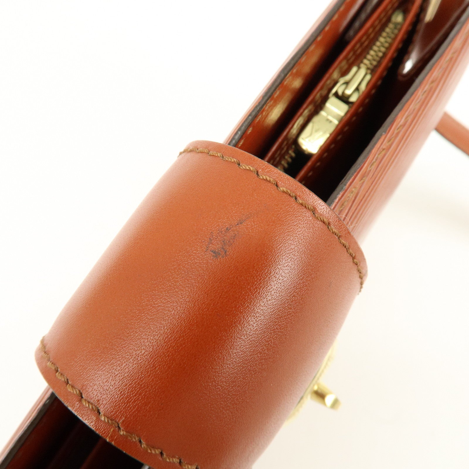 Louis Vuitton Epi Leather Capucines Shoulder Bag Kenya Brown M52343