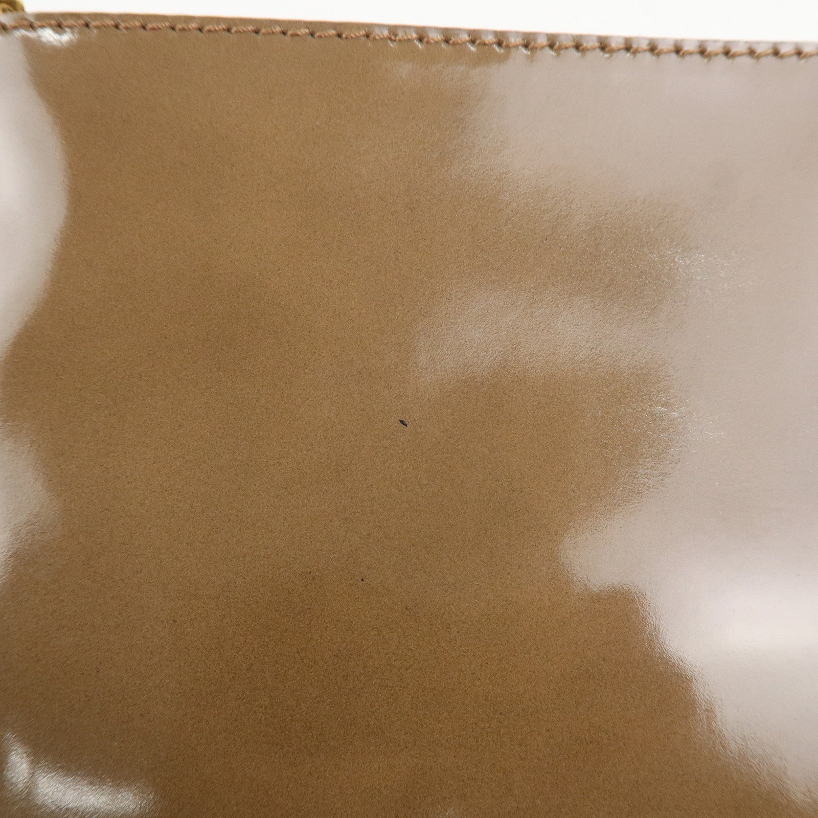 Ferragamo Gancini Patent Leather Chain Shoulder Bag Beige Gold HDW