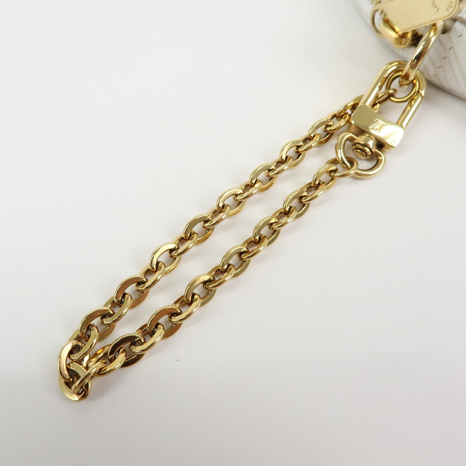 Louis Vuitton Epi Love Lock Porte Monnaie Coeur Coin Case M63996