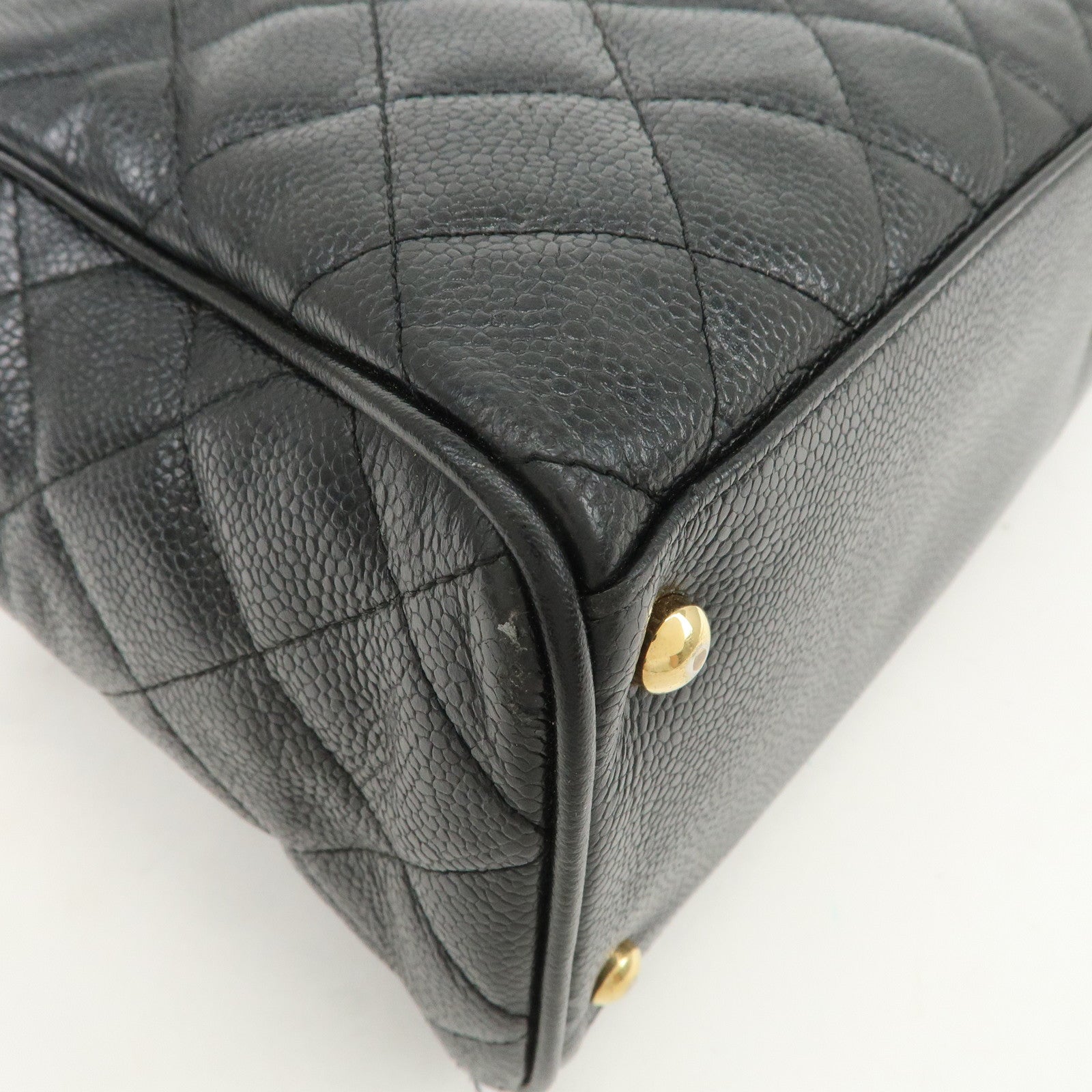 CHANEL Matelasse Caviarskin Boston Bag Hand Bag Black A20997