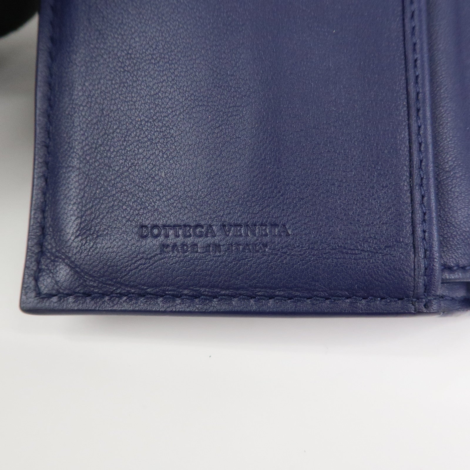 BOTTEGA VENETA Intrecciato Leather W Hook Compact Wallet 382576