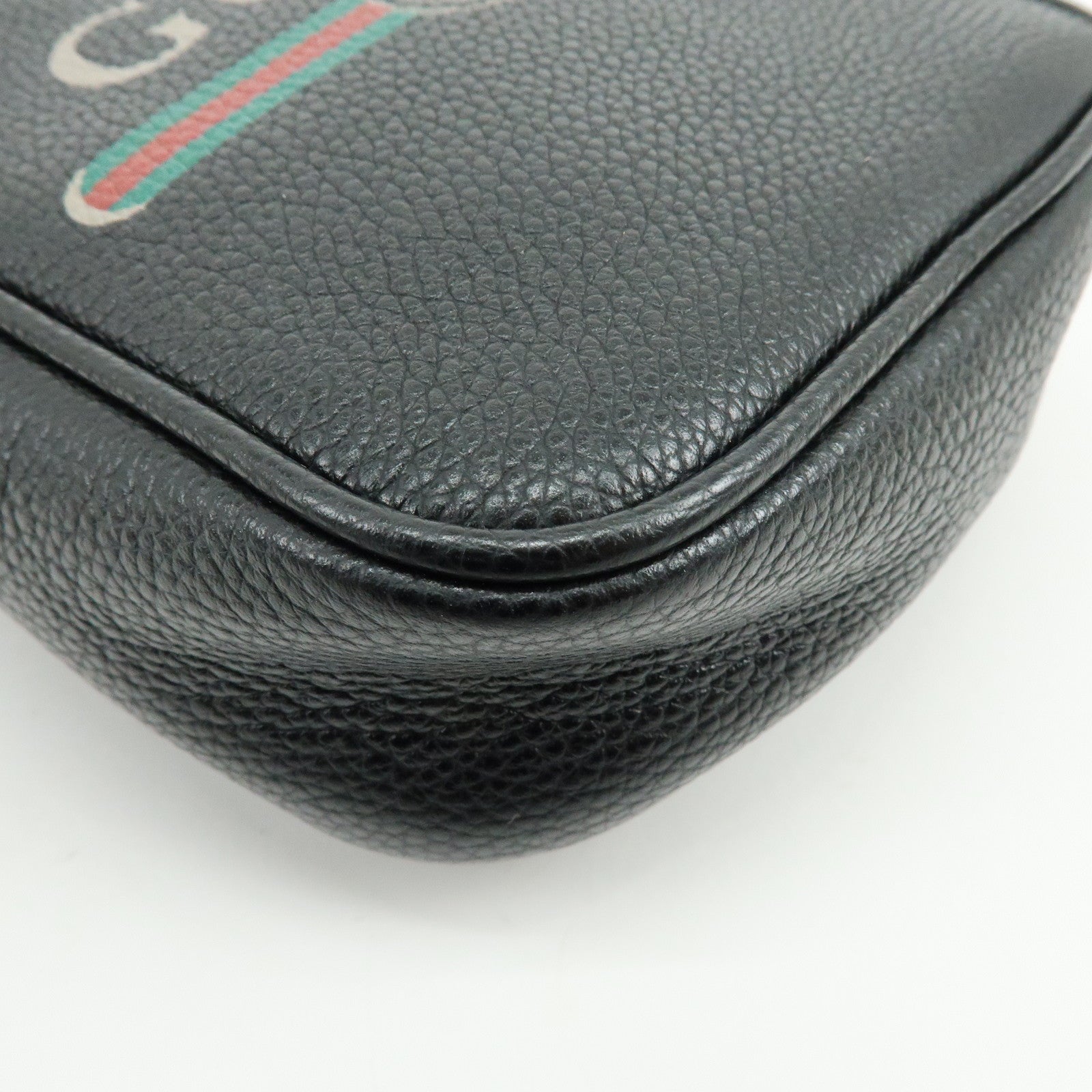 GUCCI Sherry Calf Leather Vintage Logo Shoulder Bag Black 574803