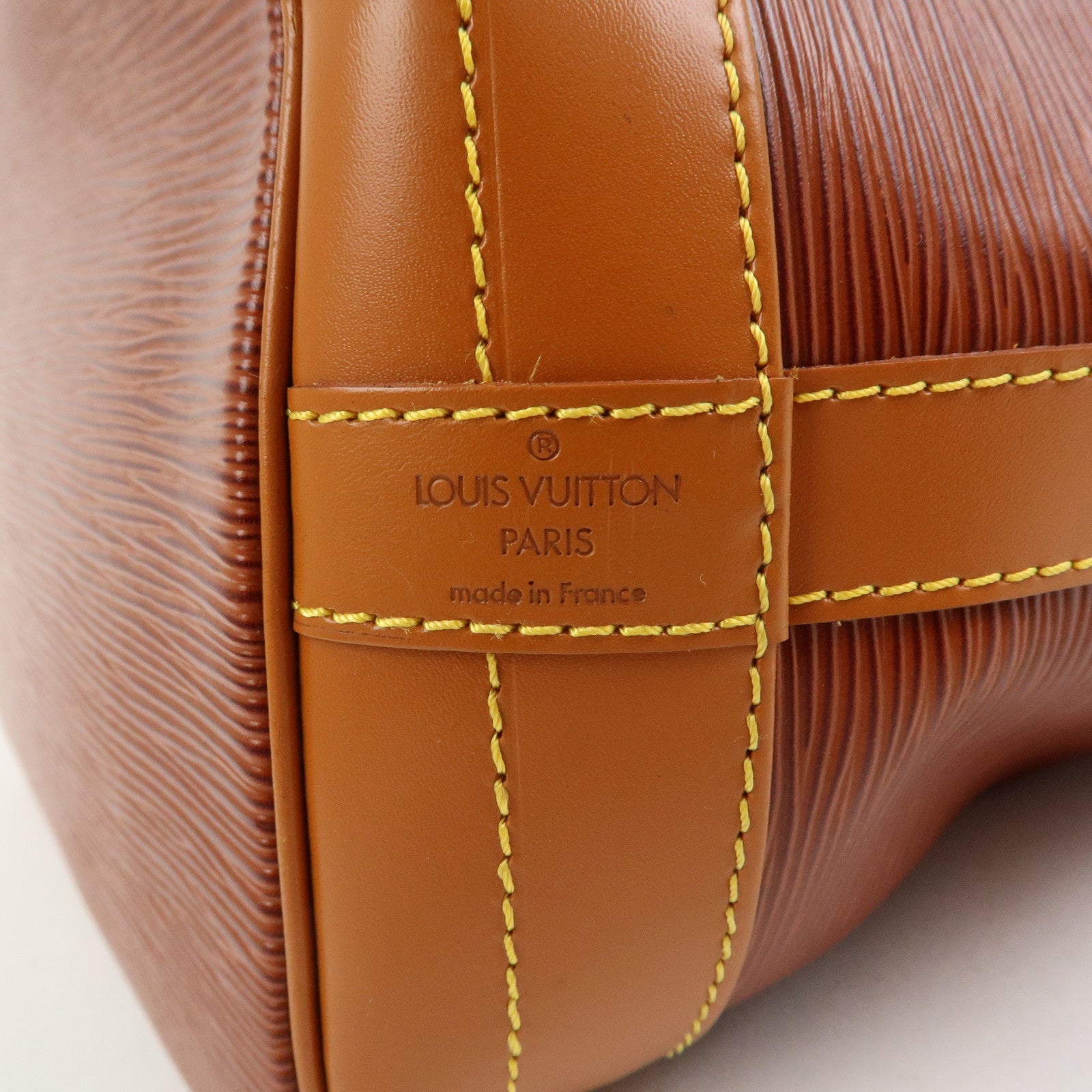 Louis Vuitton Epi Noe Leather Shoulder Bag Kenya Brown M44003