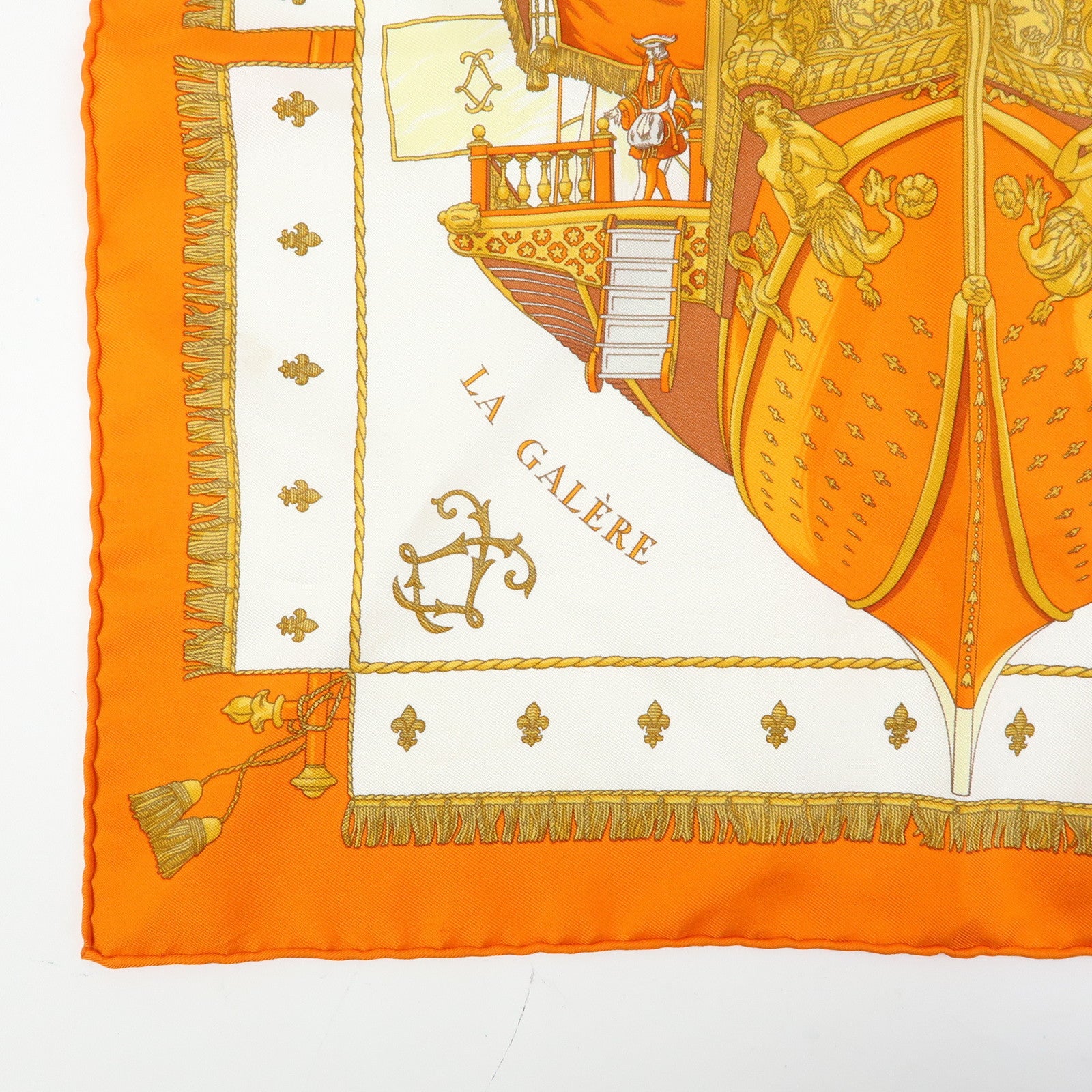 HERMES Carre 45 Silk 100% Scarf VUE DU CAROSSE LA GALERE LA REALE