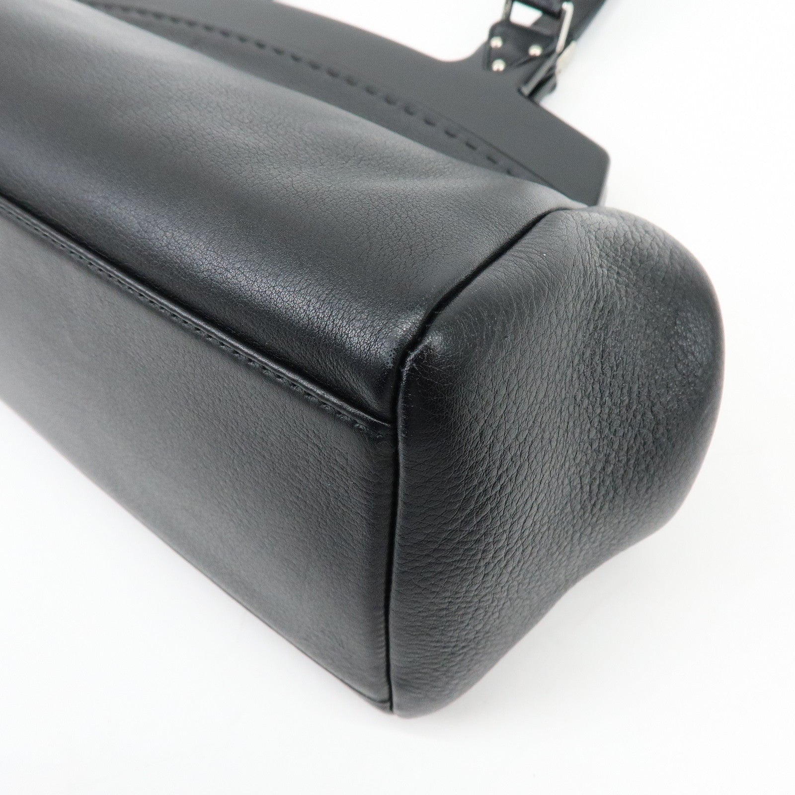 Ferragamo Gancini Leather Hand Bag Shoulder Bag Black