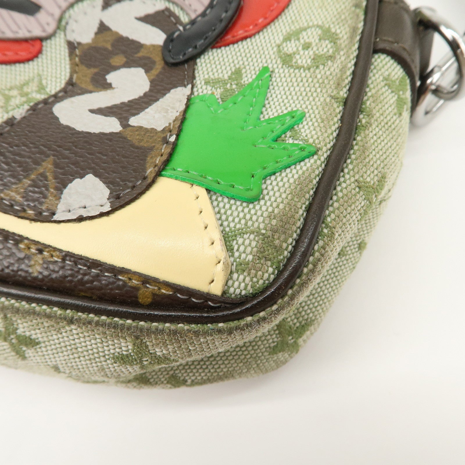 Louis Vuitton Monogram Mini Comte Dufé Pochette Fairy Tale M92274 Used