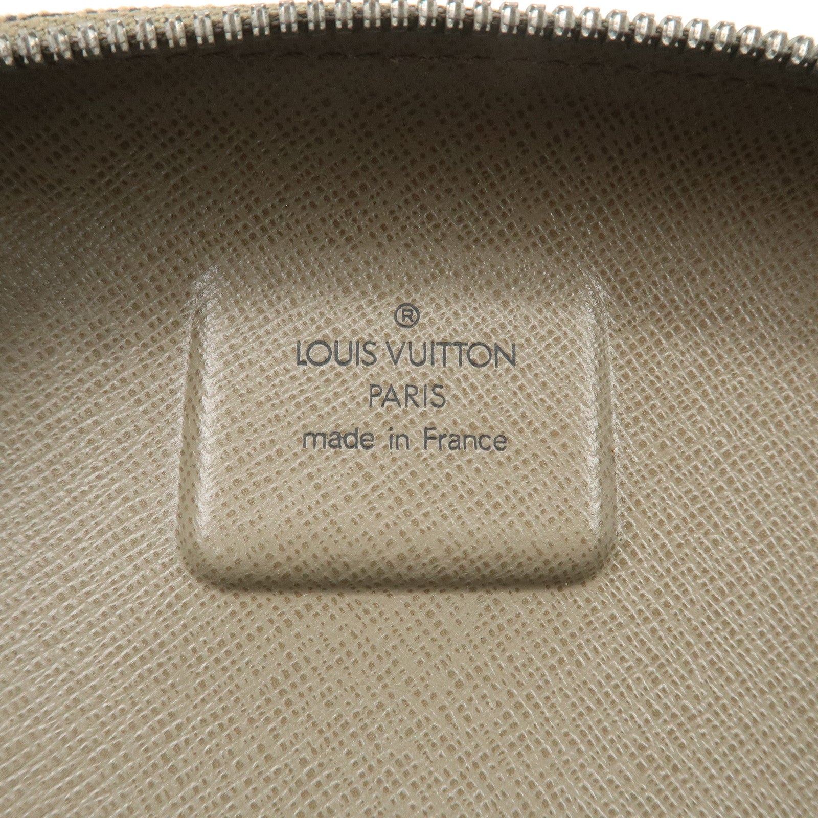 Louis Vuitton Damier Geant Mage Canvas Body Bag Terre M93500