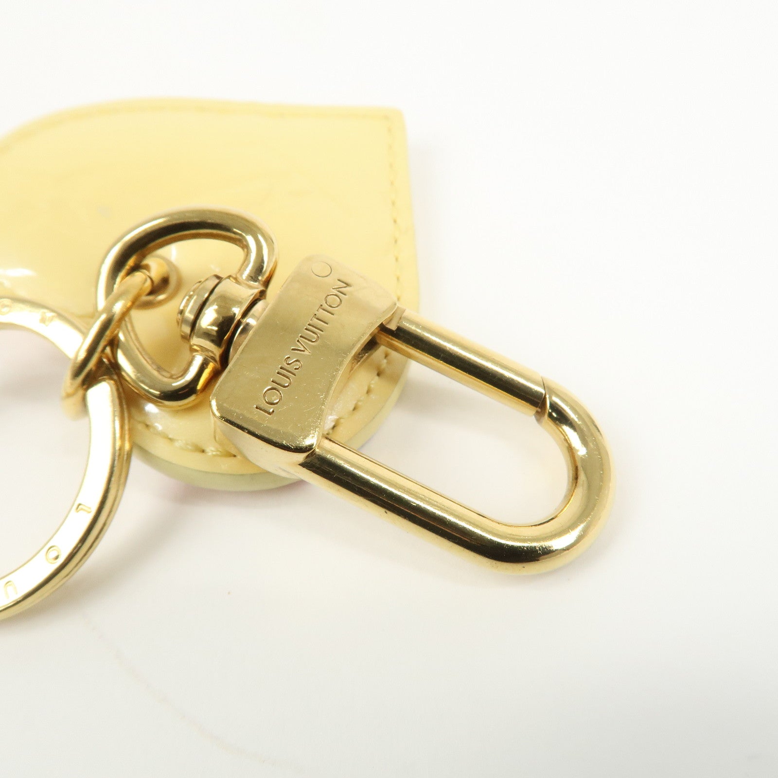 Louis Vuitton Porte Cles Love Lock Heart Bag Charm Key Chain M01165
