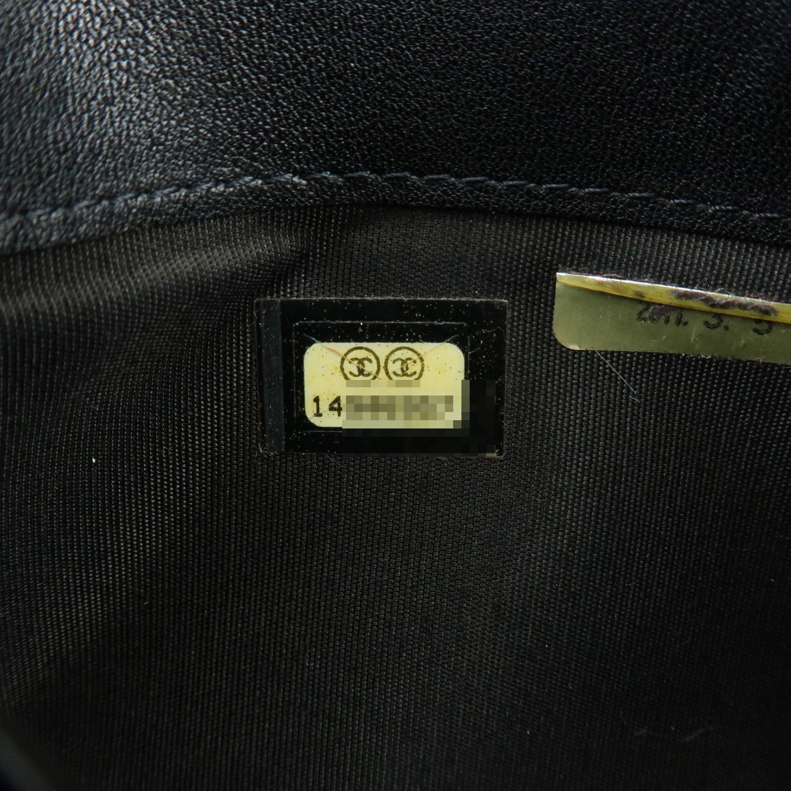 CHANEL COCO Mark Caviarskin Bi-fold Long Wallet Black A48651