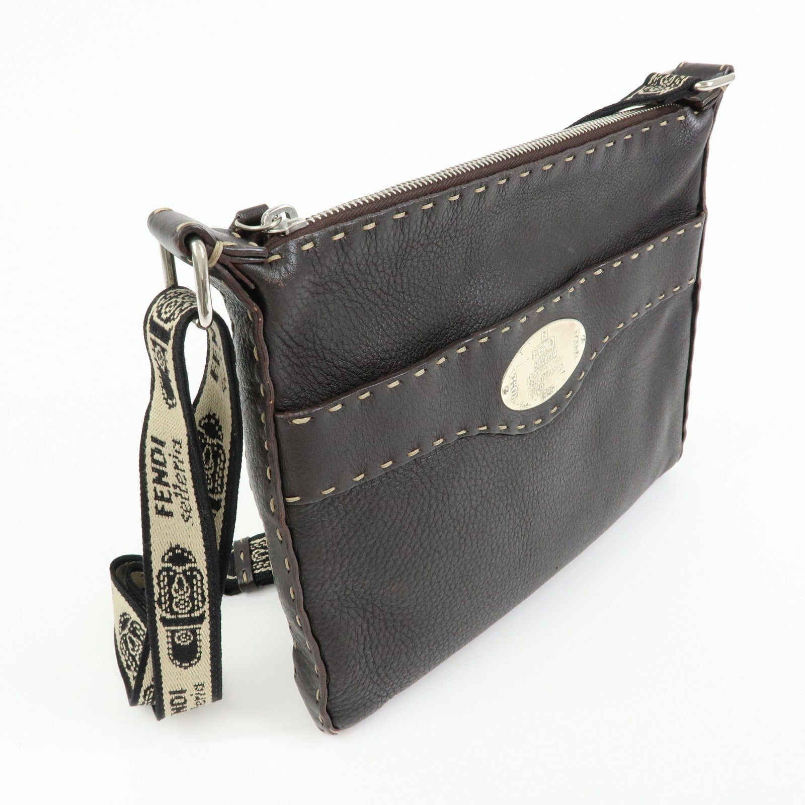 FENDI Selleria Leather Shoulder Bag Crossbody Bag Brown 8BT092