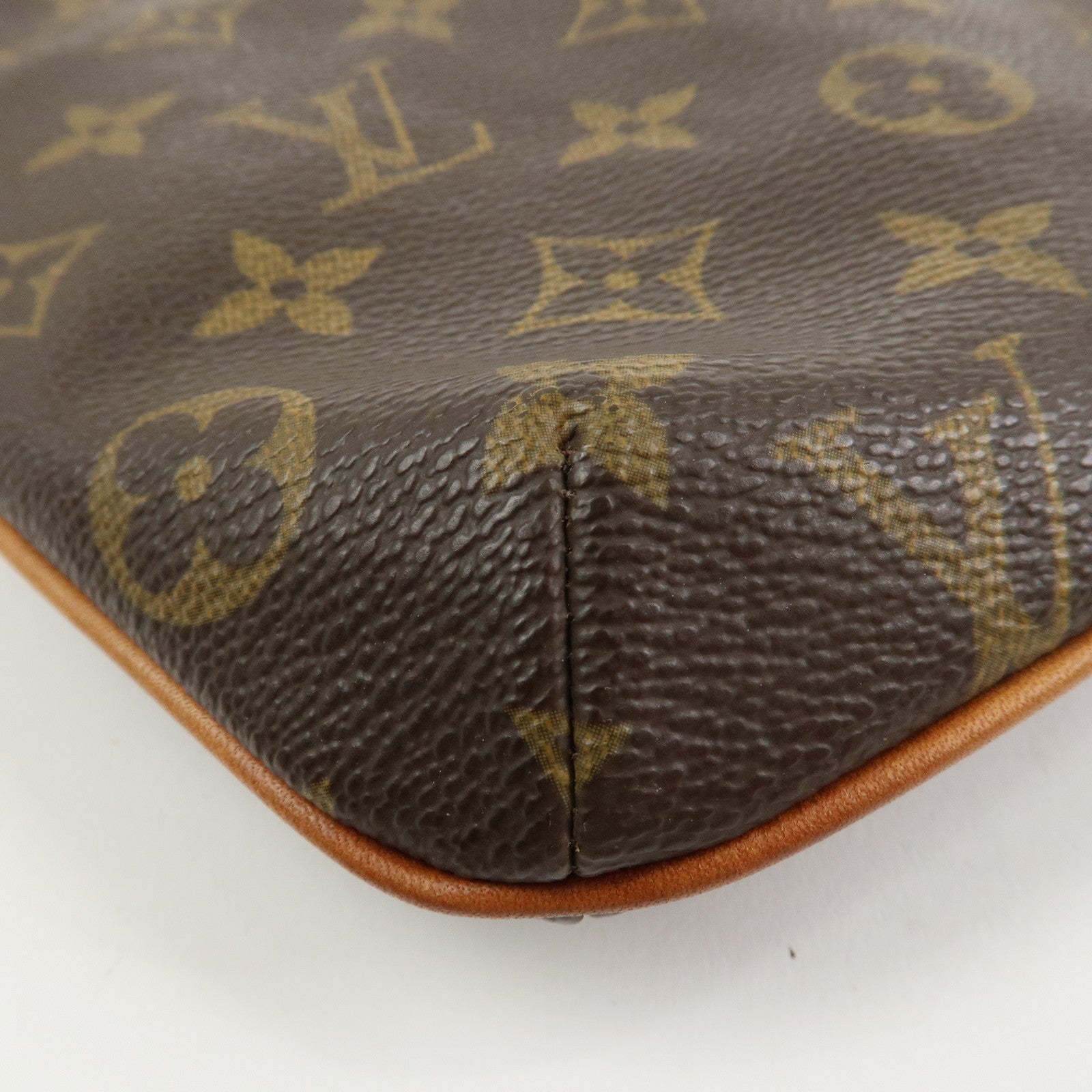 Louis Vuitton Monogram Partition Pouch Wristlet Bag Brown M51901